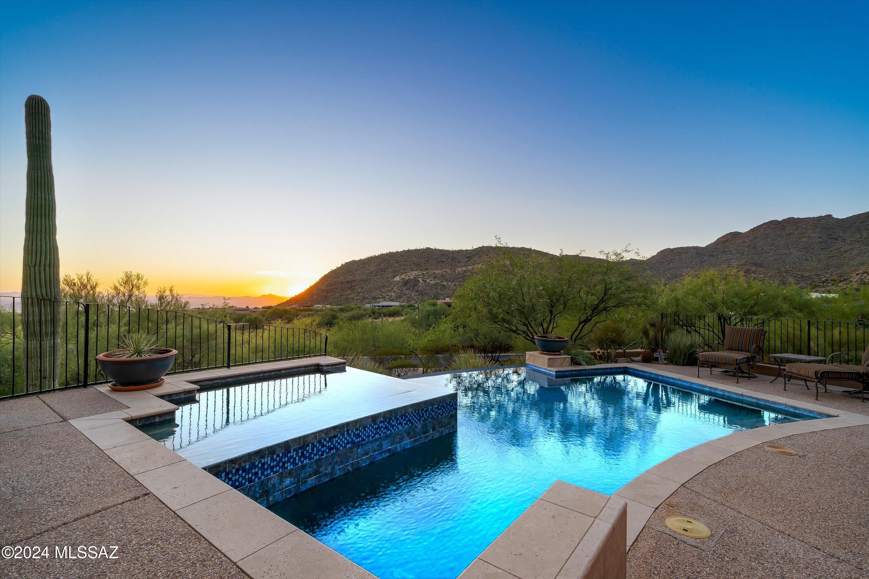 Canyon Pass At Dove Mountain - Residential