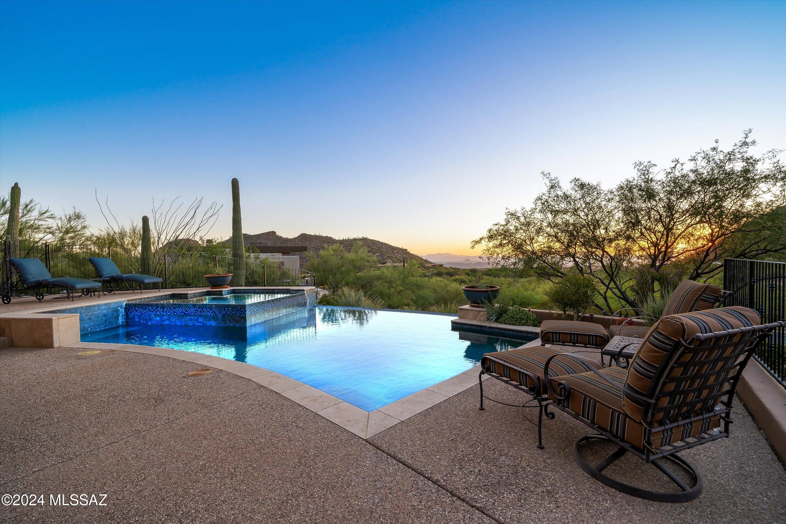 Canyon Pass At Dove Mountain - Residential