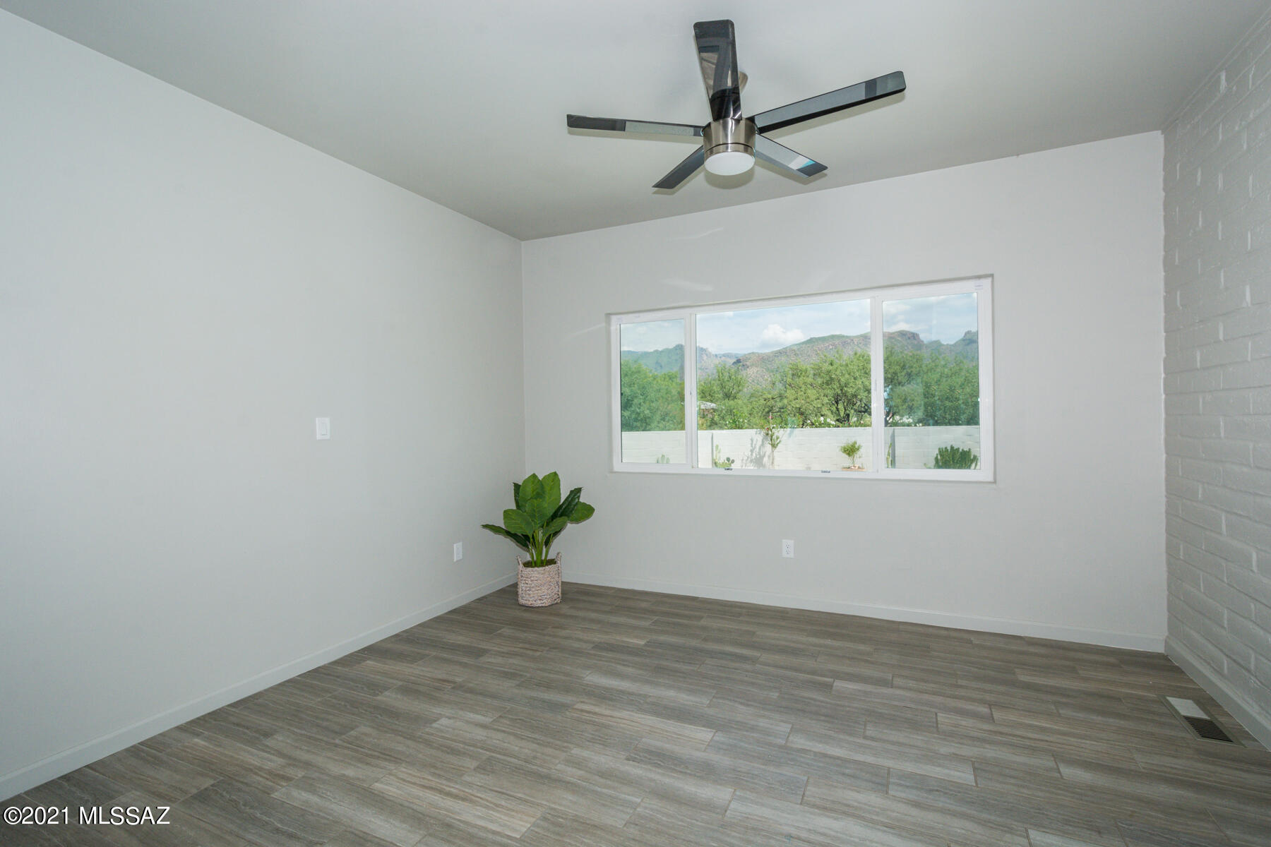 Hidden Valley (52-127) - Residential