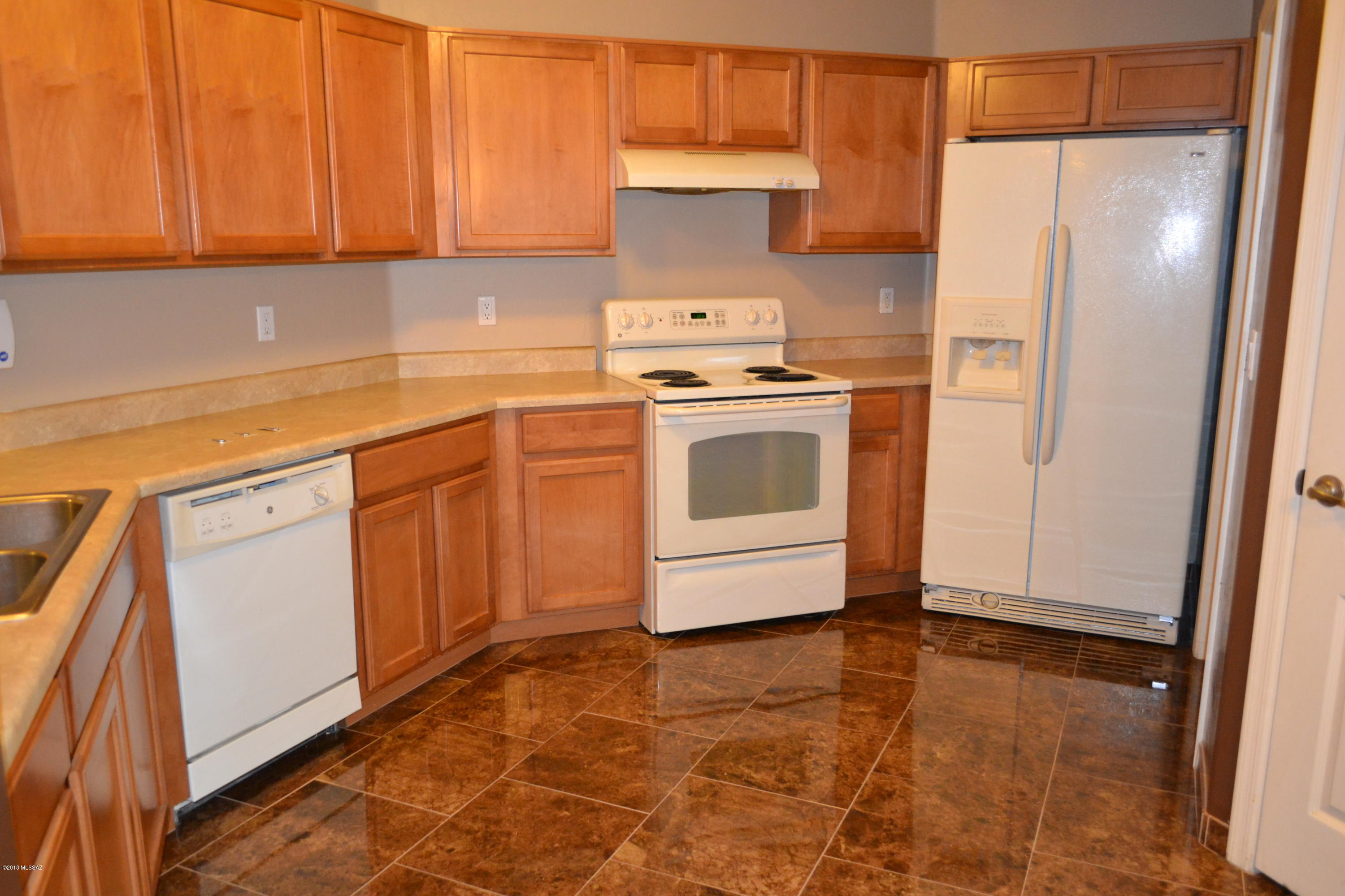 Valencia Reserve South (1-315) - Residential Lease