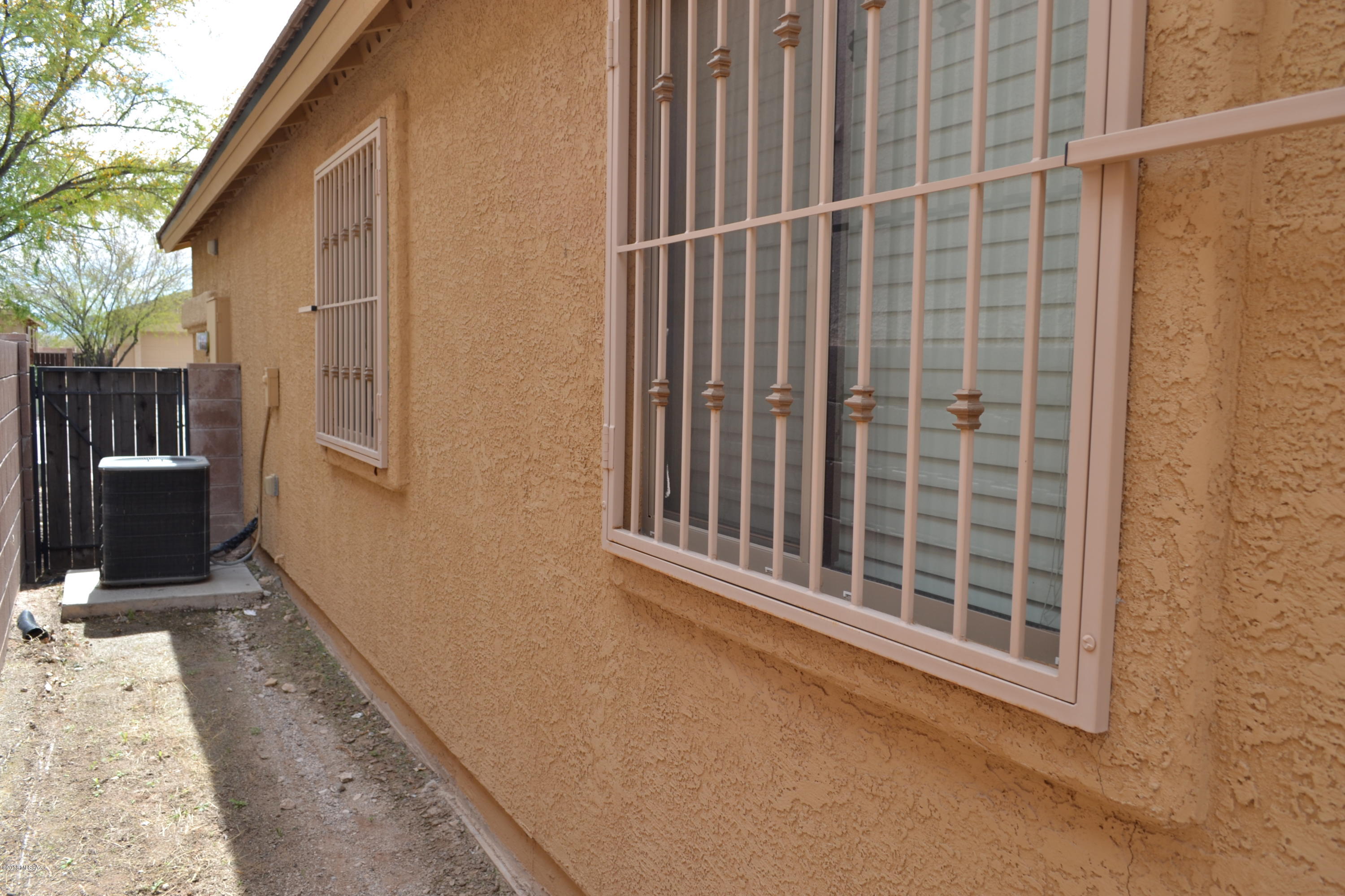 Valencia Reserve South (1-315) - Residential Lease