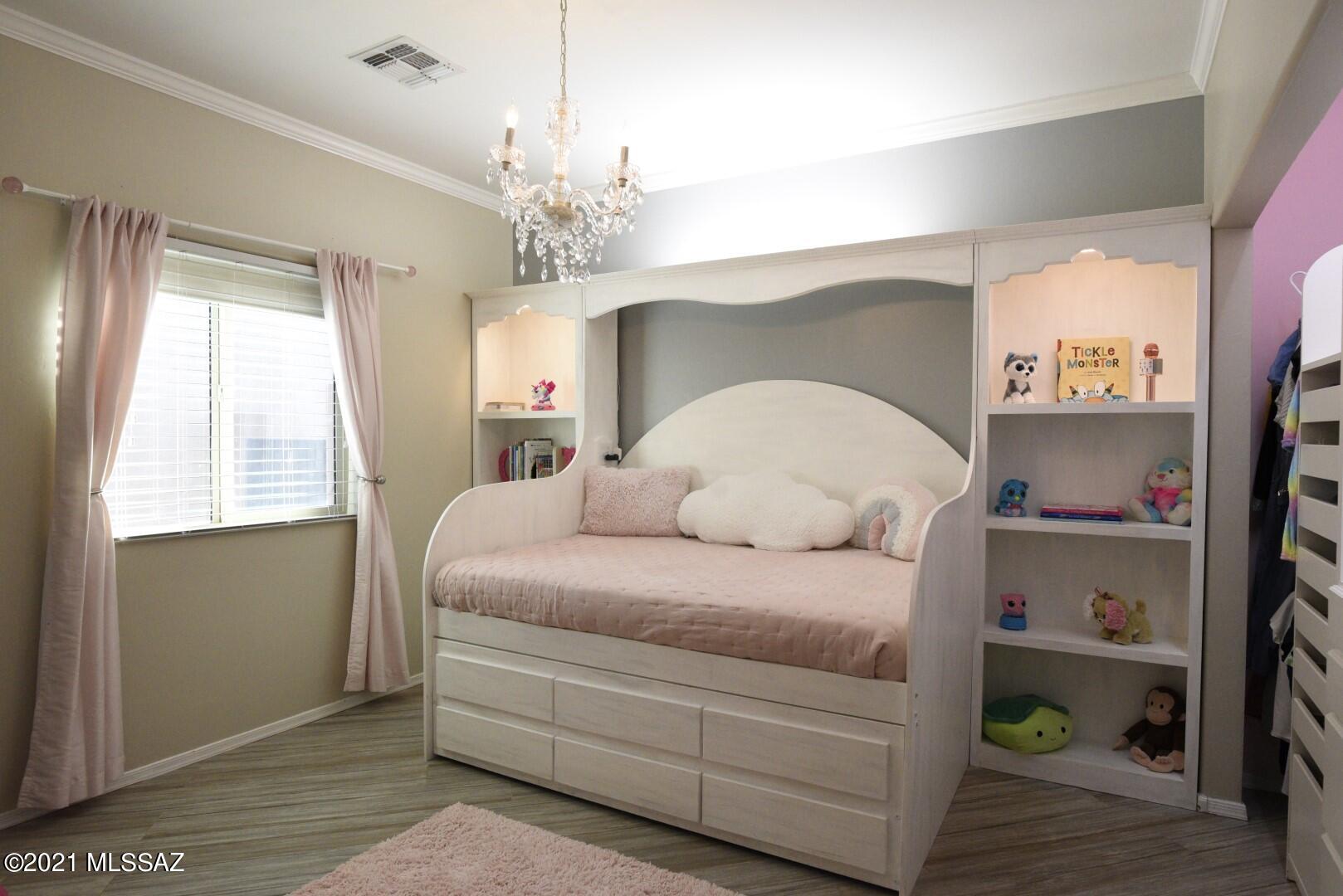 Sierra Morado Unit 4 - Residential