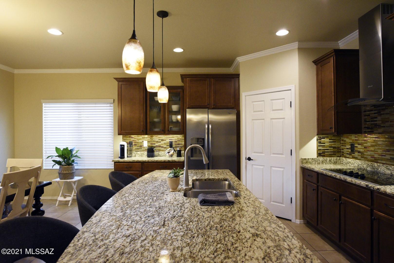 Sierra Morado Unit 4 - Residential