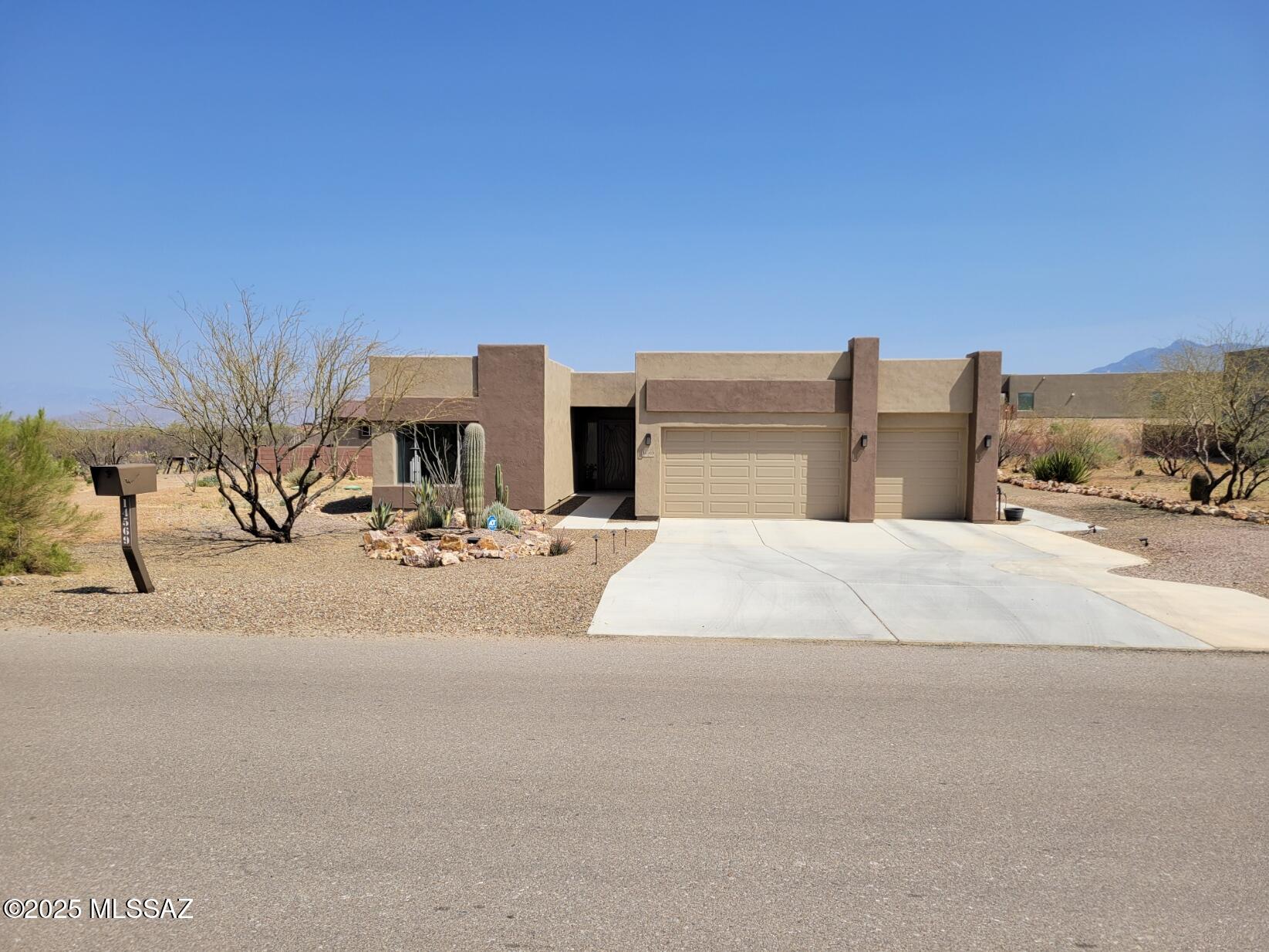 14569 E Sands Ranch Road