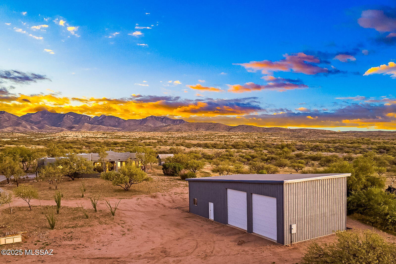 Red Hawk at J-6 Ranch - Residential