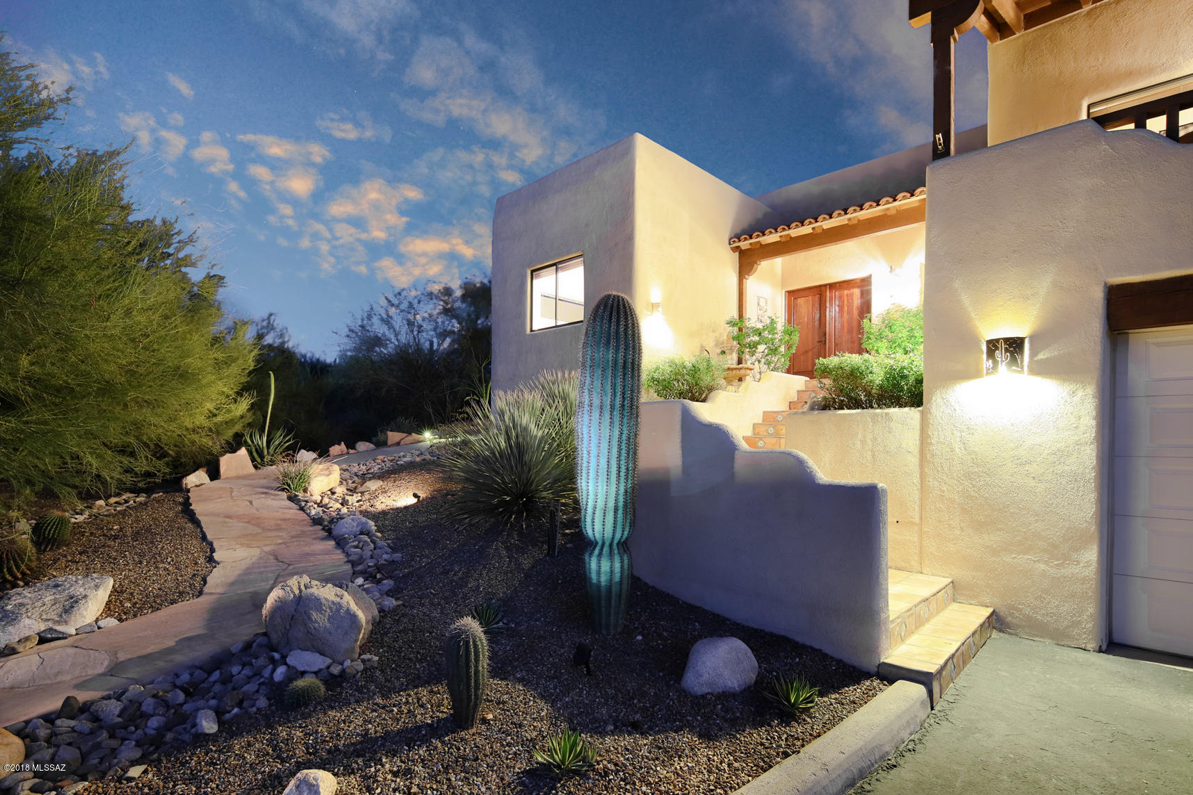 Las Alturas (1-167) - Residential