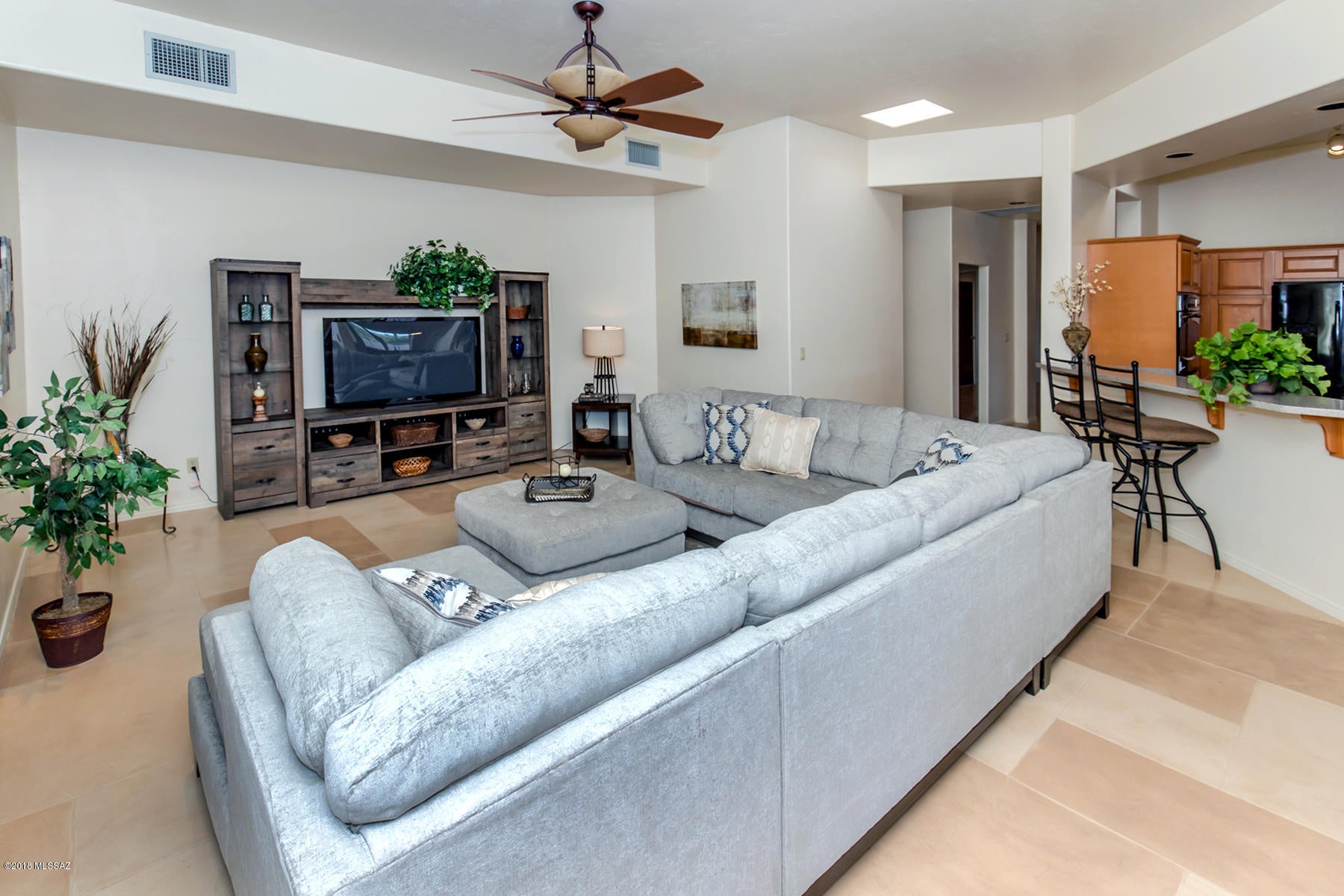 Loma De La Vista Verde (1-38) - Residential