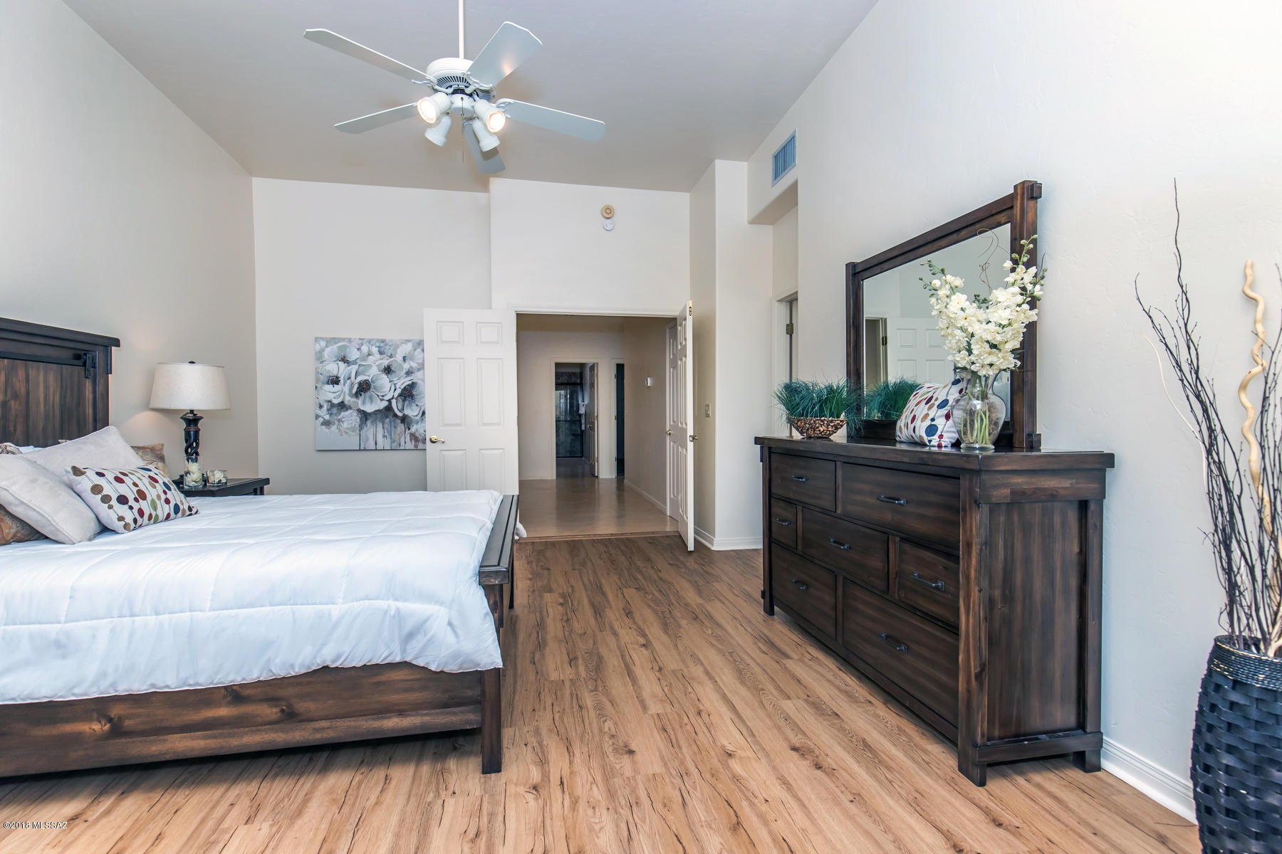 Loma De La Vista Verde (1-38) - Residential