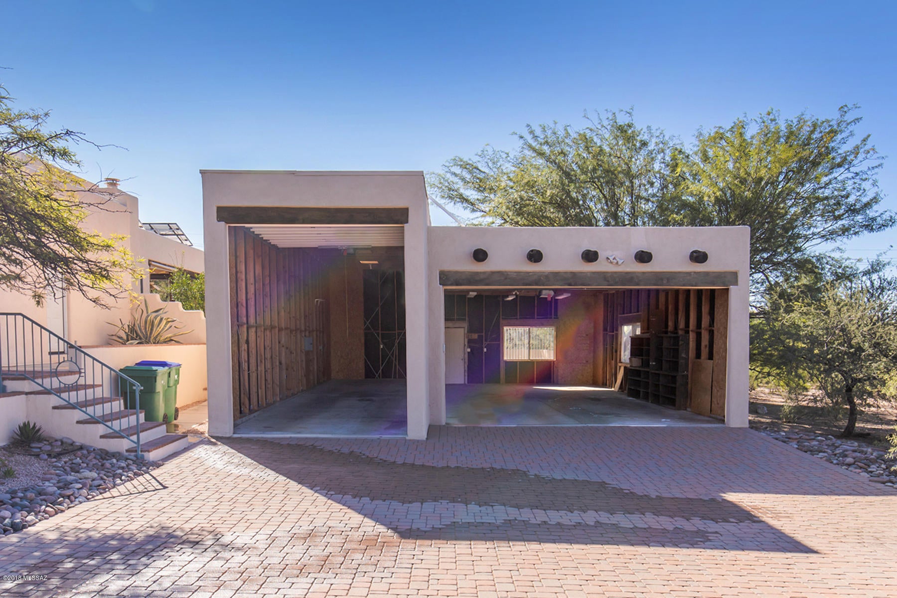 Loma De La Vista Verde (1-38) - Residential