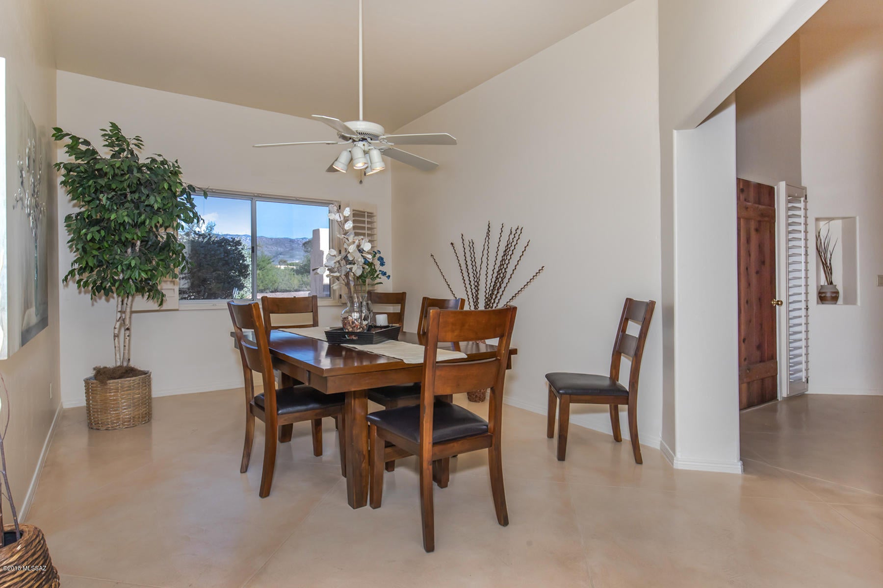 Loma De La Vista Verde (1-38) - Residential