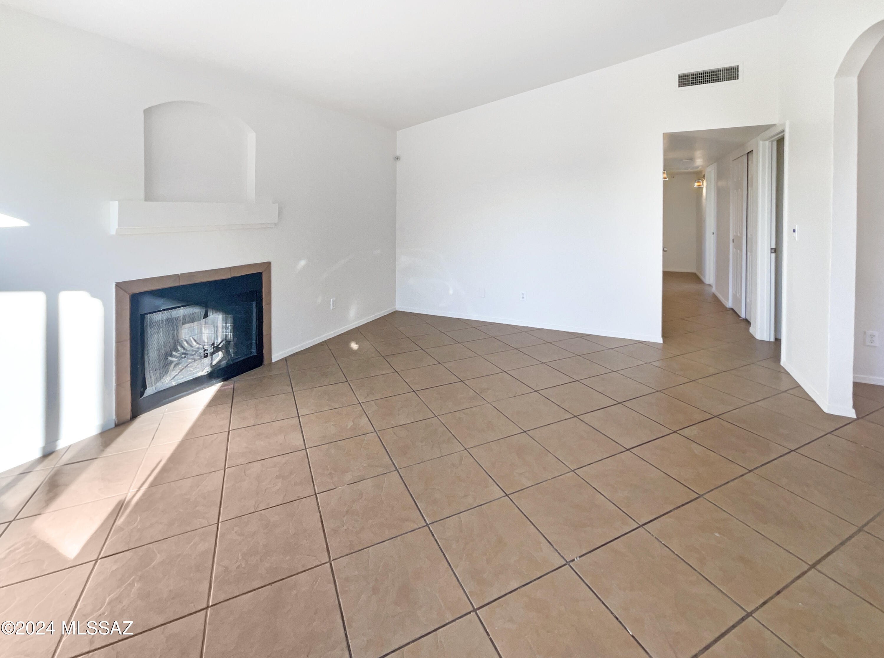 2836 N Estrella Avenue