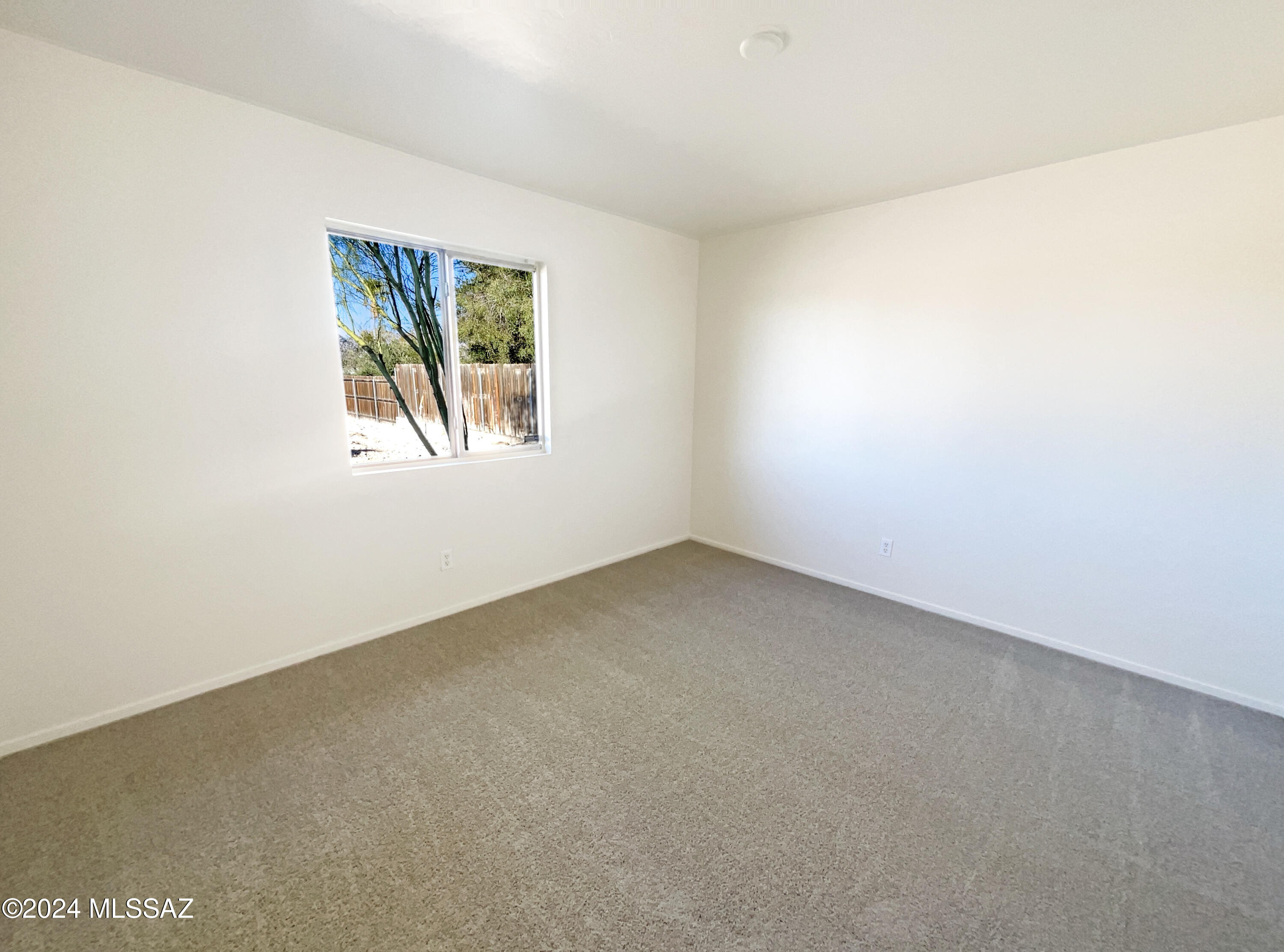 2836 N Estrella Avenue