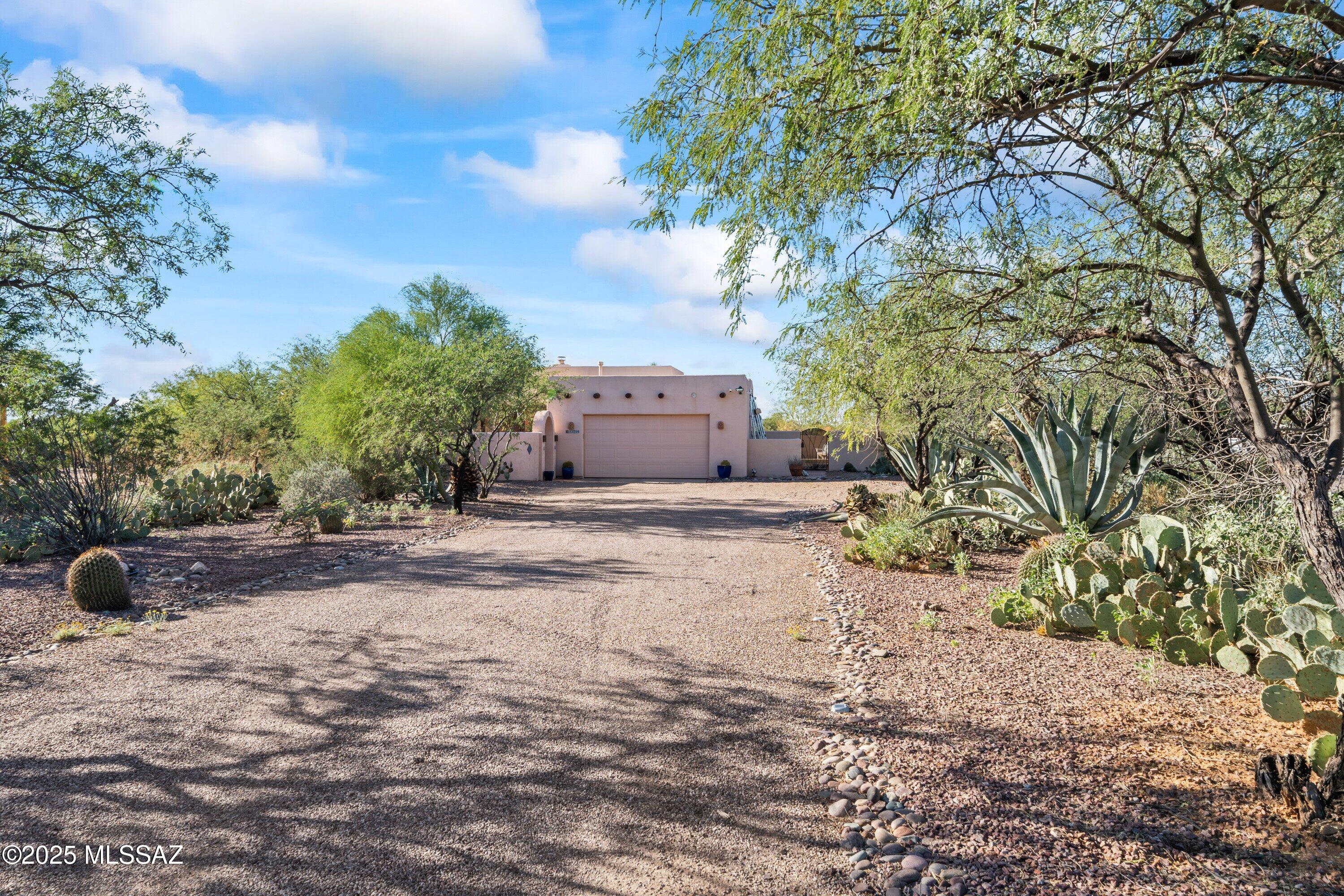 13714 E Placita Copechi