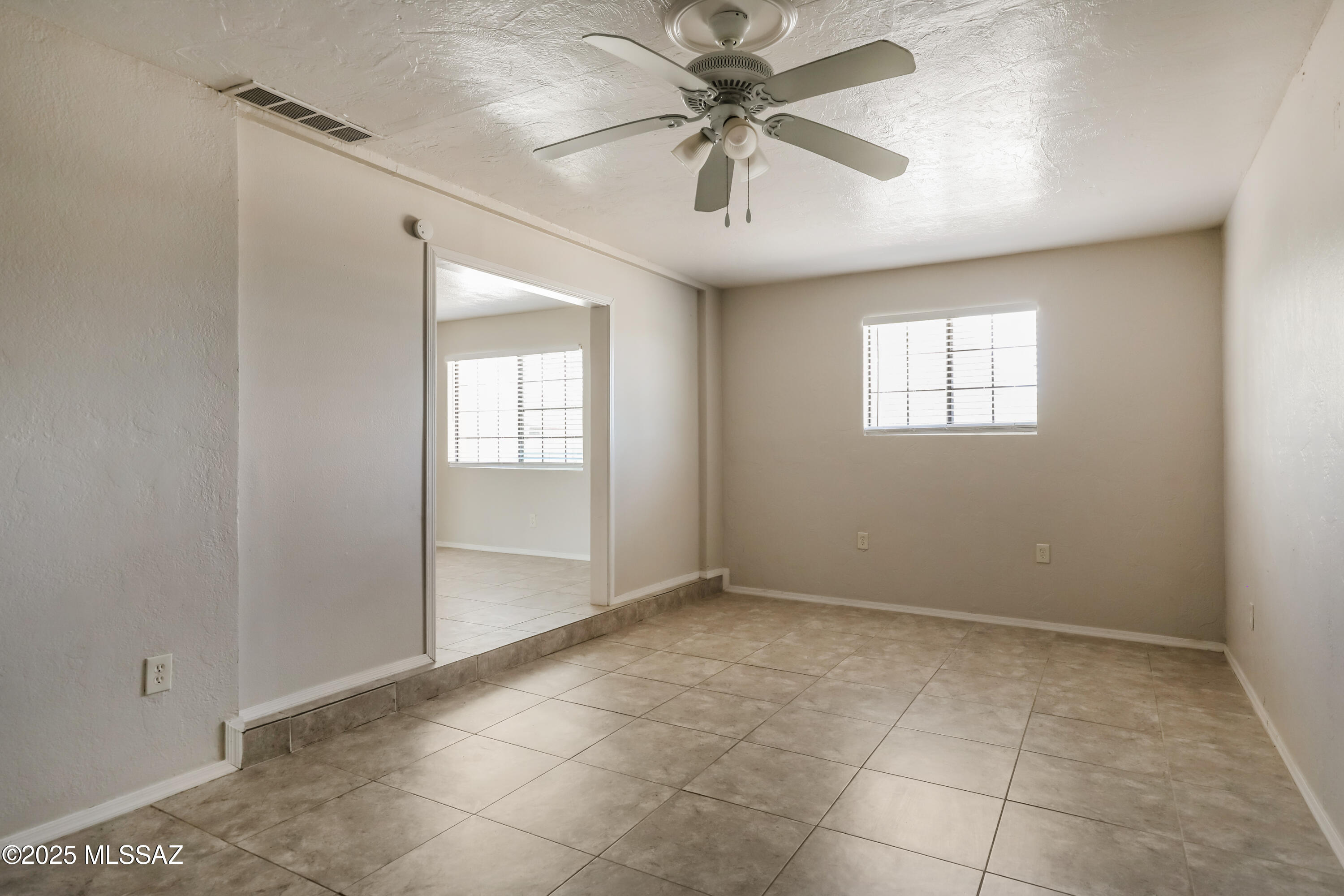 Manzanita Manor Bk(1,2,3,4) - Residential Lease