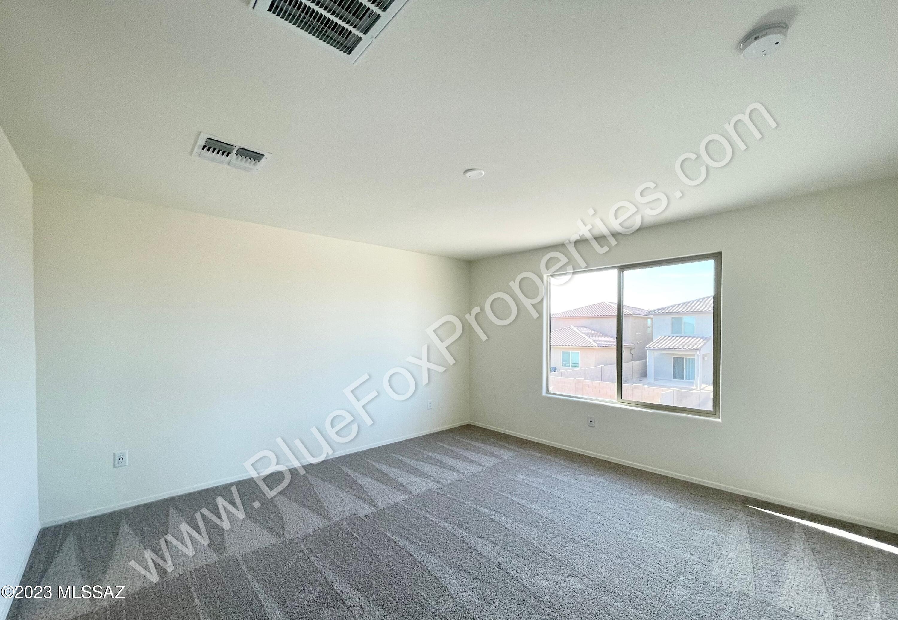 La Estancia De Tucson (1-330) - Residential Lease