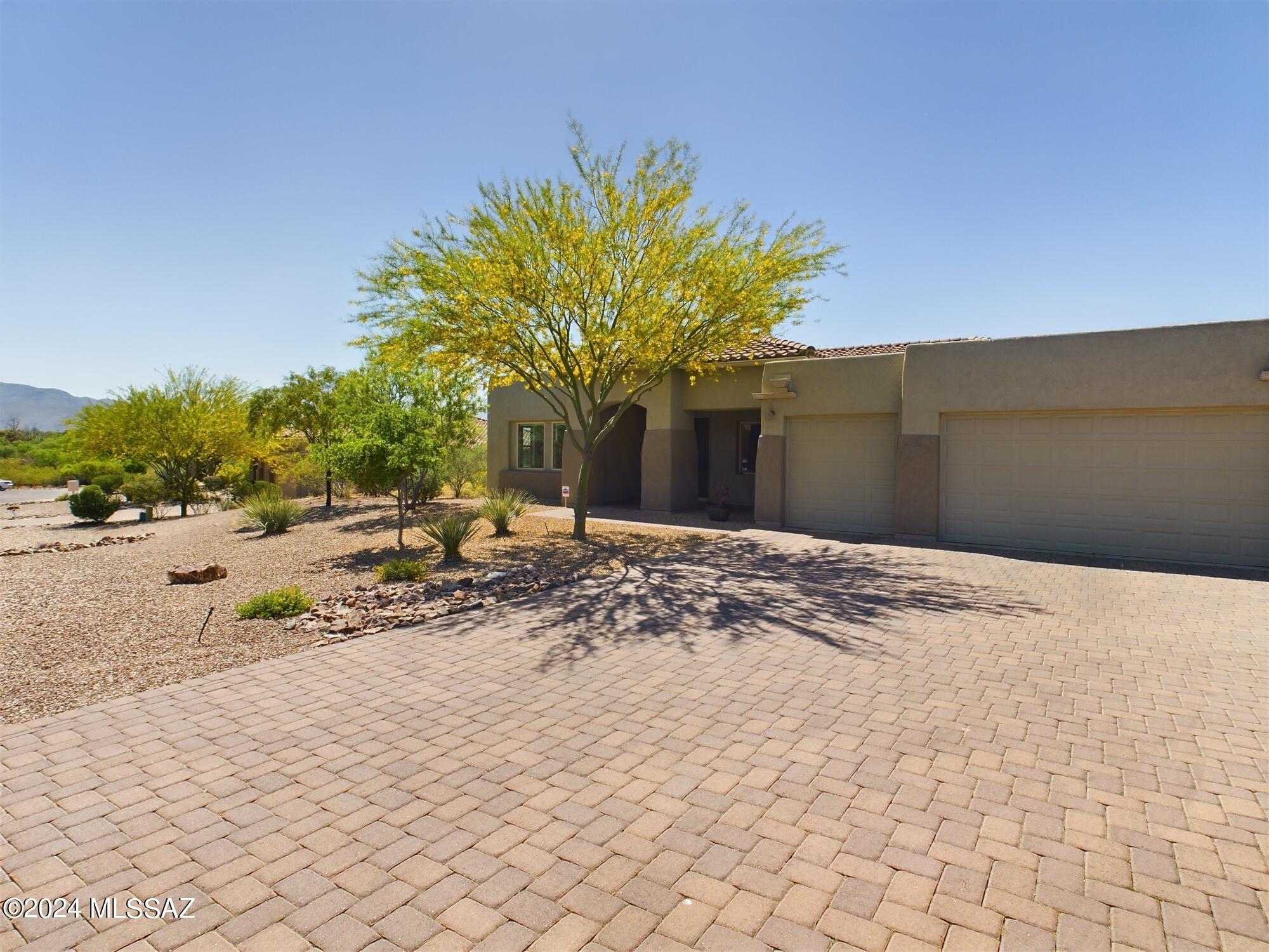 Bear Canyon Overlook (1-15) - Residential