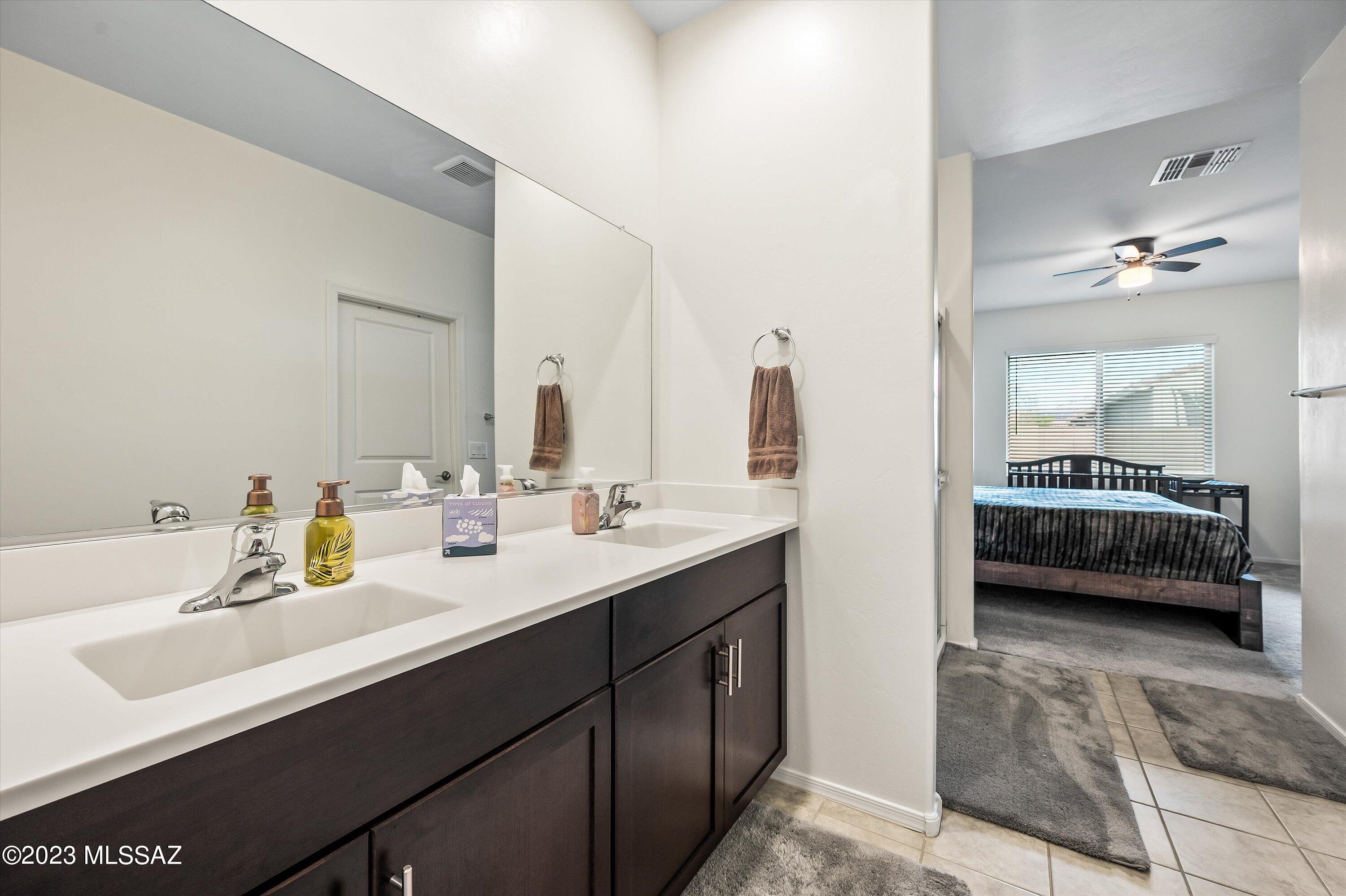 La Estancia De Tucson (1-330) - Residential