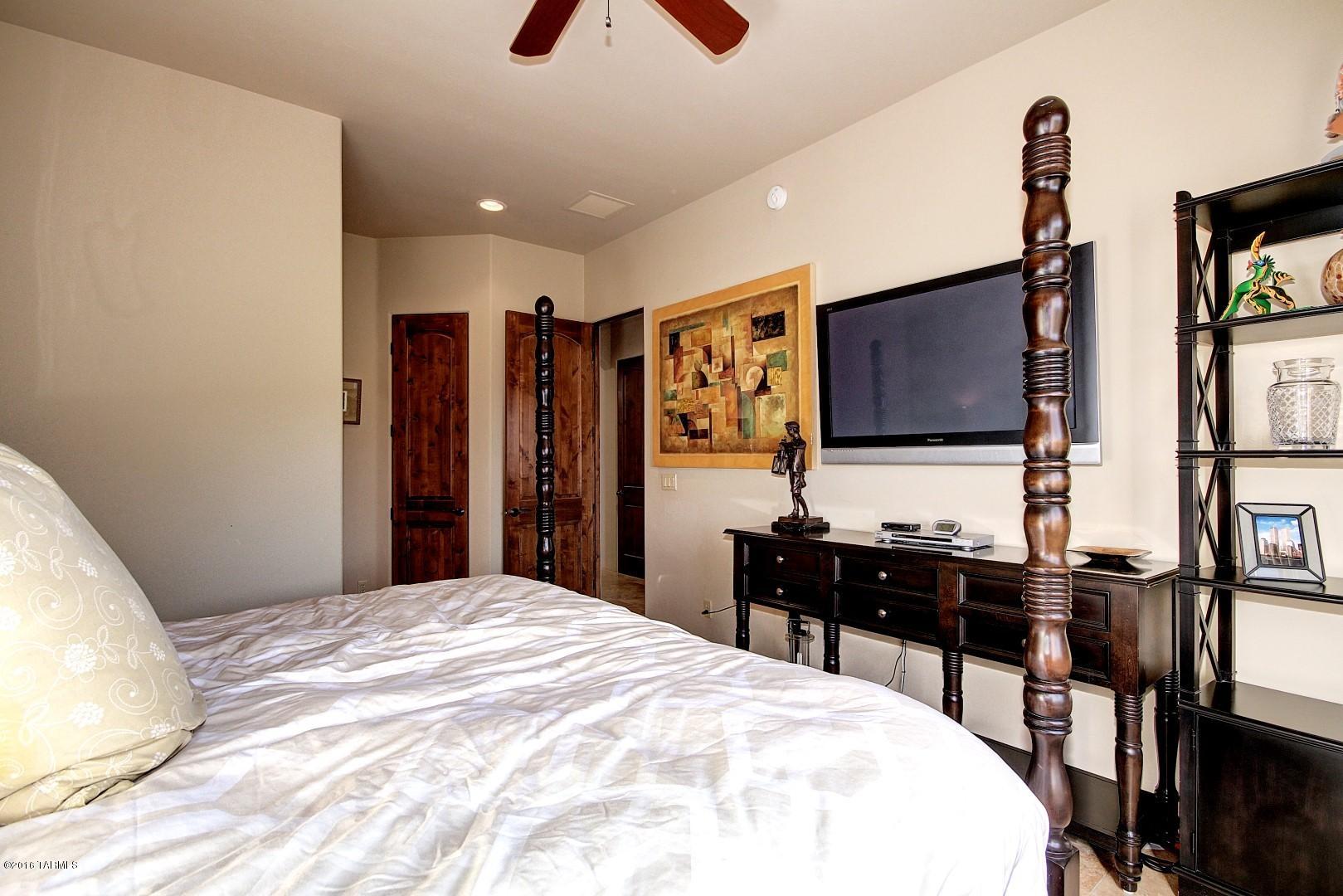 Roadrunner Hills (1-21) - Residential