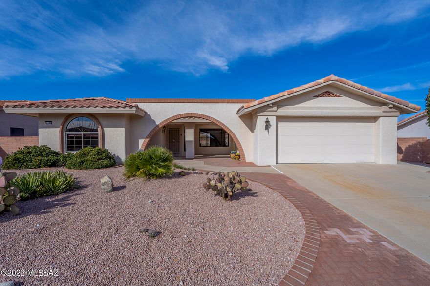 Your well-maintained Silvercreek Model home in highly desirable Sun City Oro Valley is here! This 2 bed/2 bath + office, 1,524 sq ft home boasts formal & informal living, newer roof in 2016 and HVAC 2010, plus tranquil backyard with Catalina Mountain views! Arched courtyard entrance flows to living & dining room with soaring cathedral ceiling. Lovely chefs kitchen and family room combination has eat-in breakfast nook and bay window. Large Owner's suite offers a bay window, walk-in shower, dual vanity and walk-in closet. Extended brick paver patio, lush landscape and views! Welcome home!