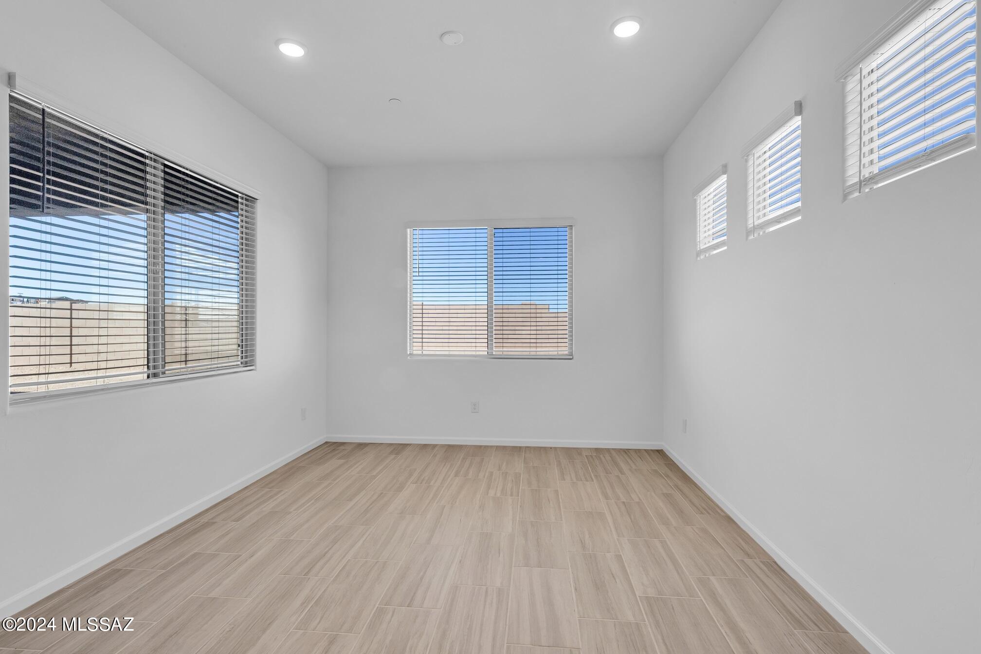 The Vistas At Rincon Knolls SQ20153450534 - Residential