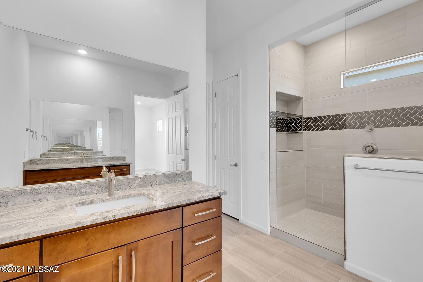 The Vistas At Rincon Knolls SQ20153450534 - Residential
