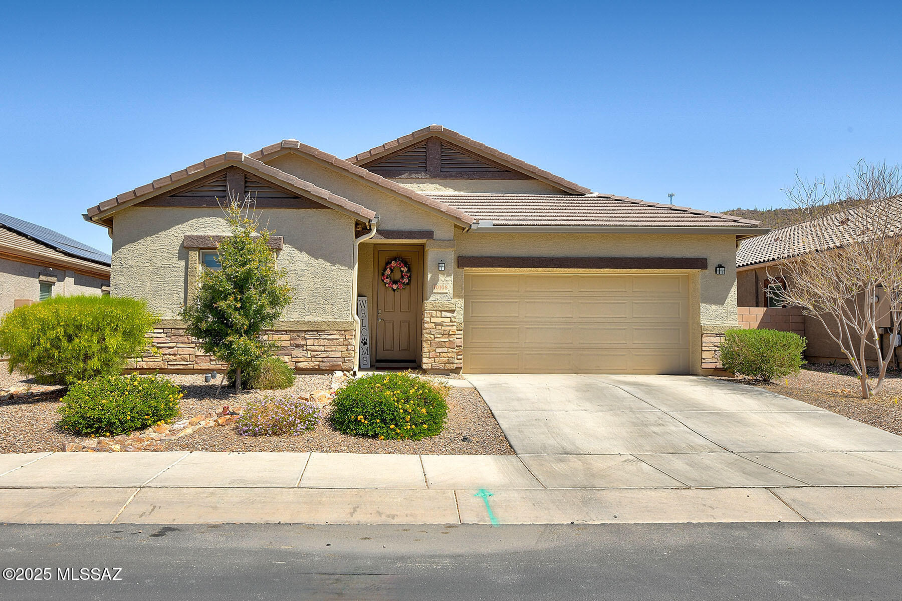 10108 N Smooth Agave Loop