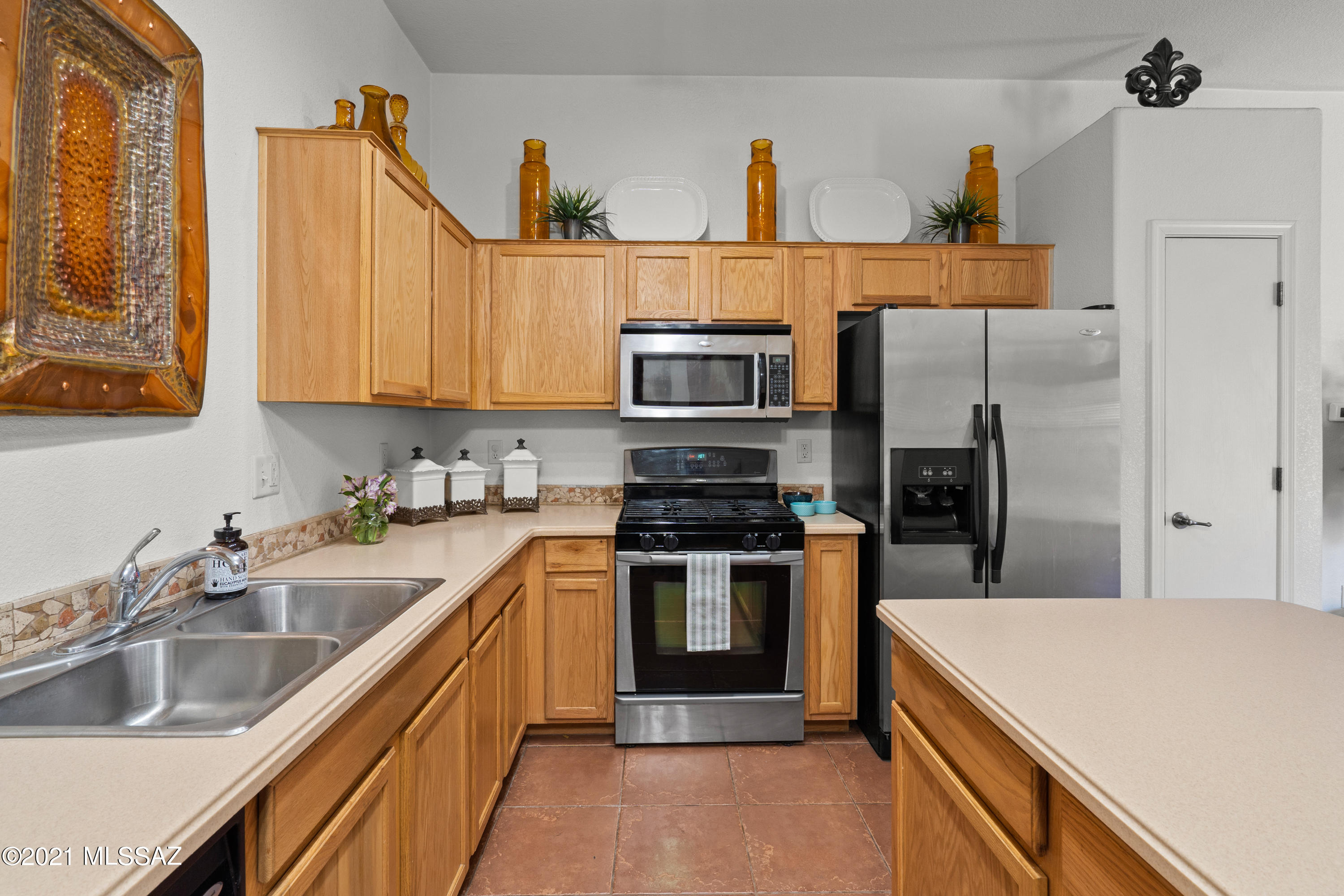 Tres Pueblos - Residential