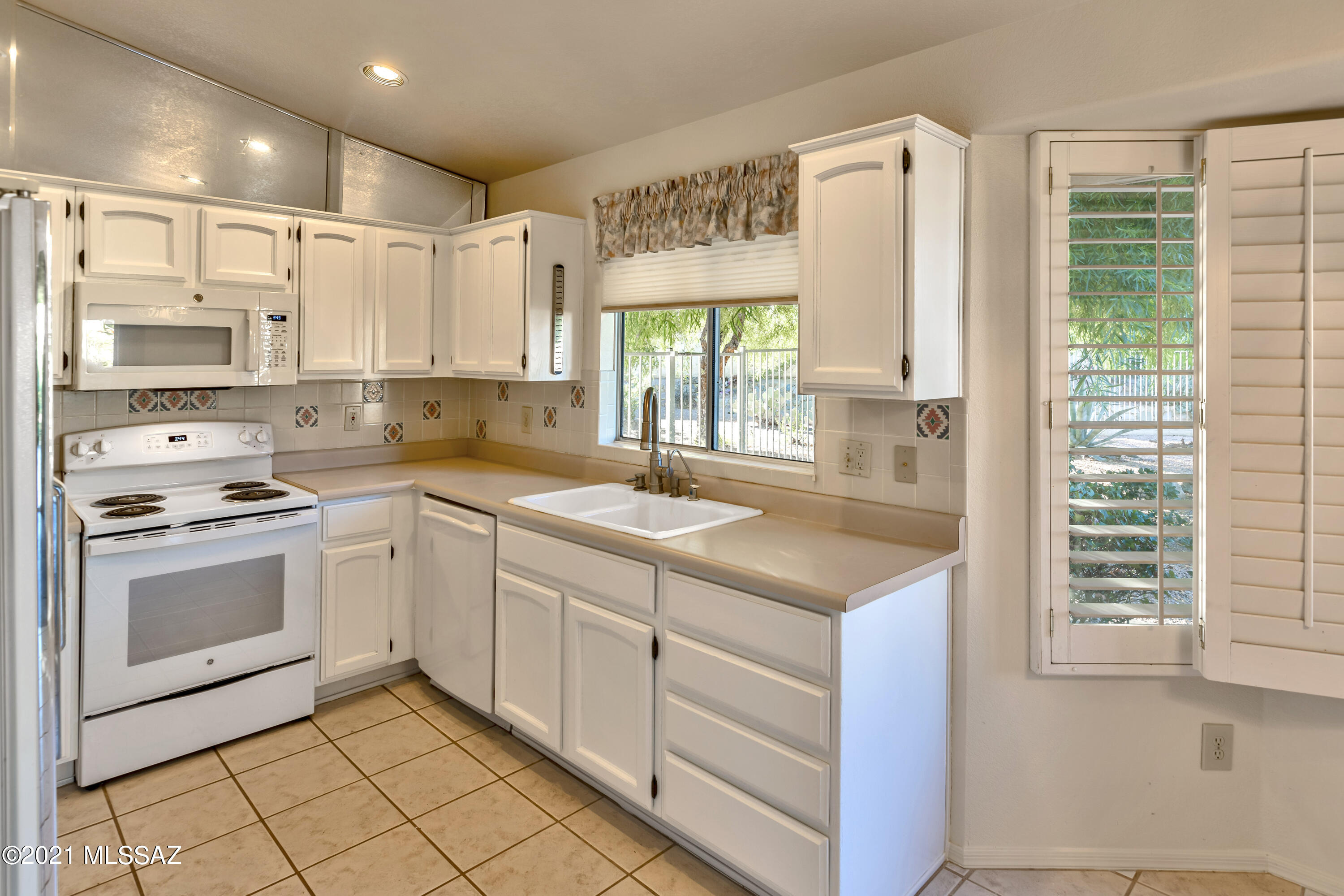 Saddlebrooke - Residential