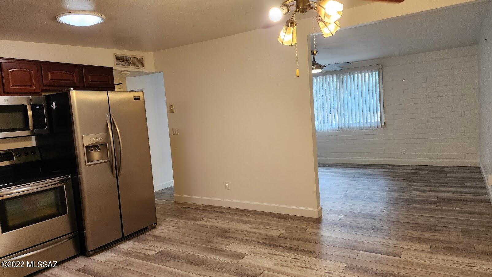 Palm Grove Clusters Resub (16-185) - Residential Lease