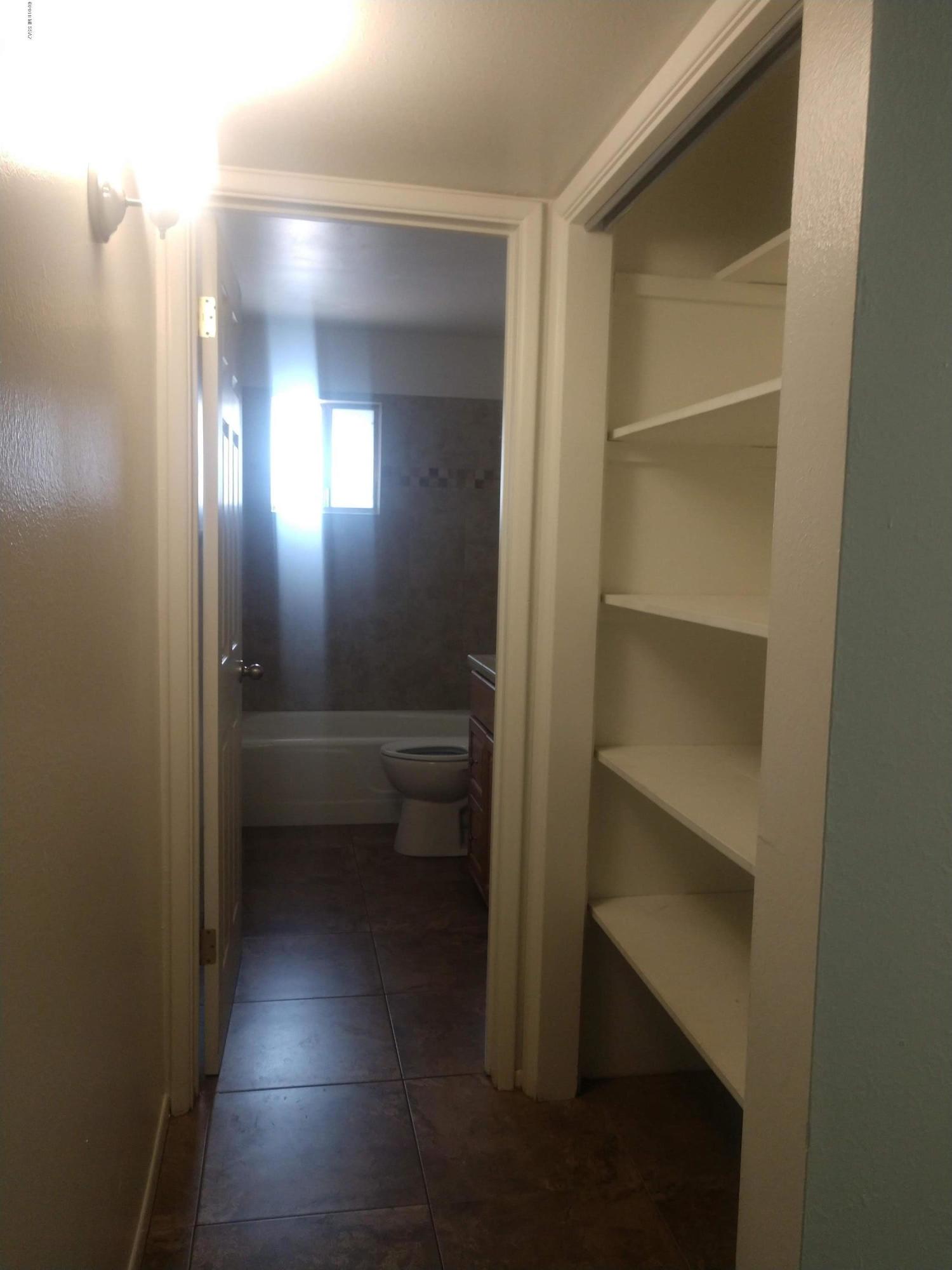 Vista Del Prado (1-274) - Residential Lease