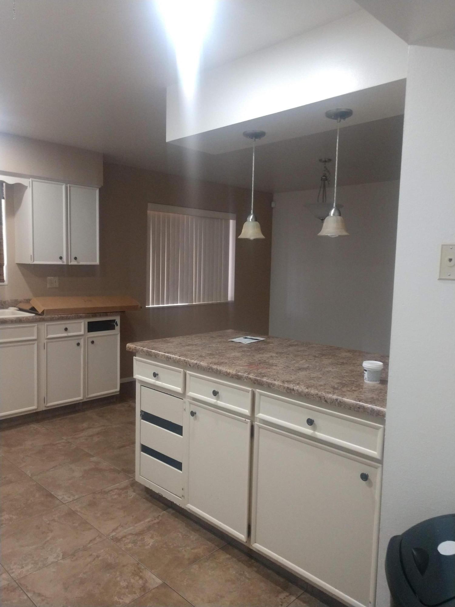 Vista Del Prado (1-274) - Residential Lease