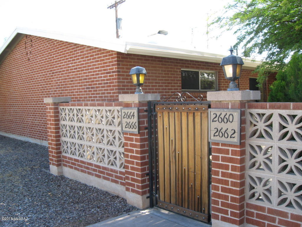 Vista Del Prado (1-274) - Residential Lease