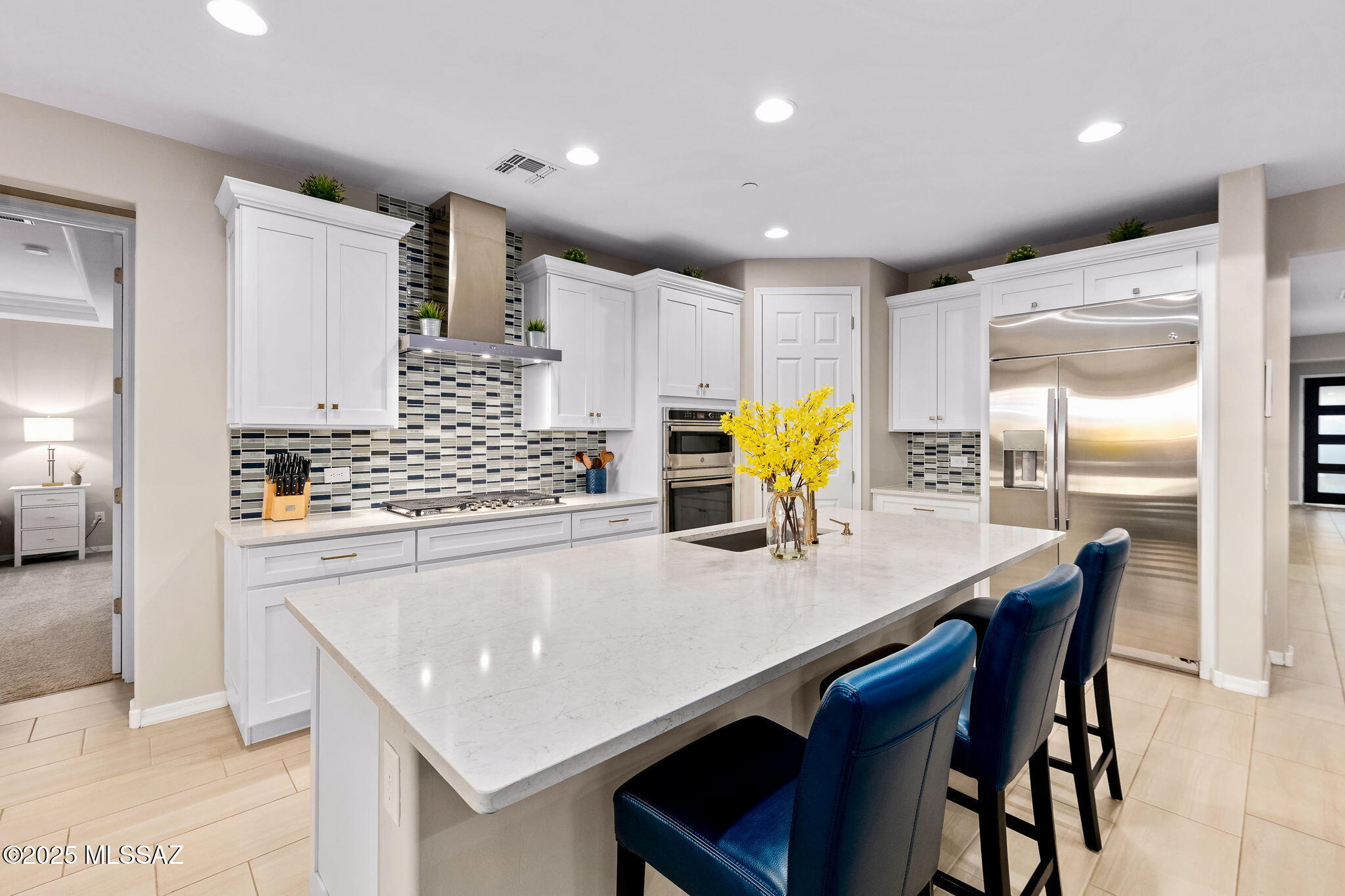 7106 W Foothills Acacia Place