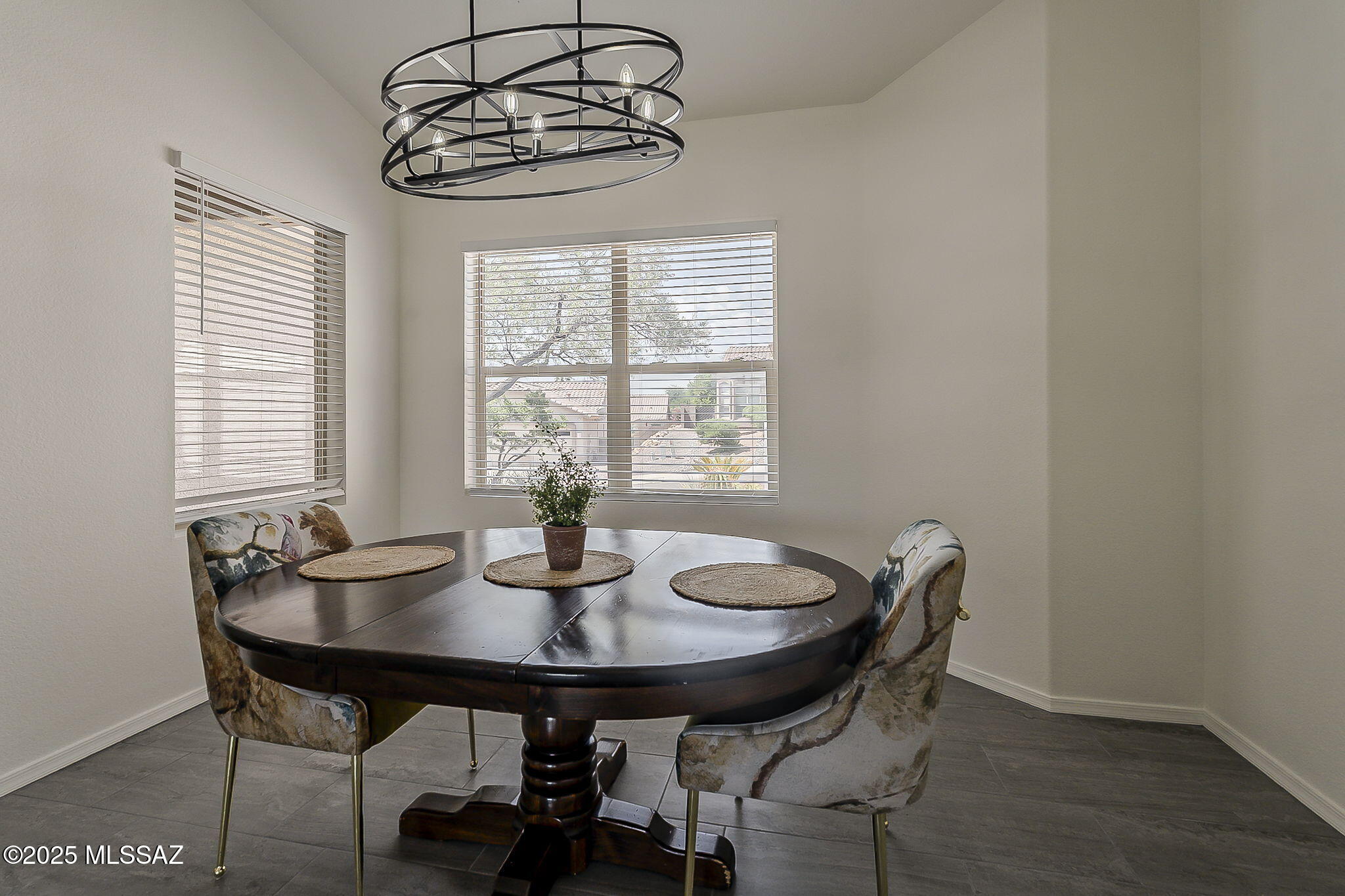 2302 W Mystic Mountain Drive