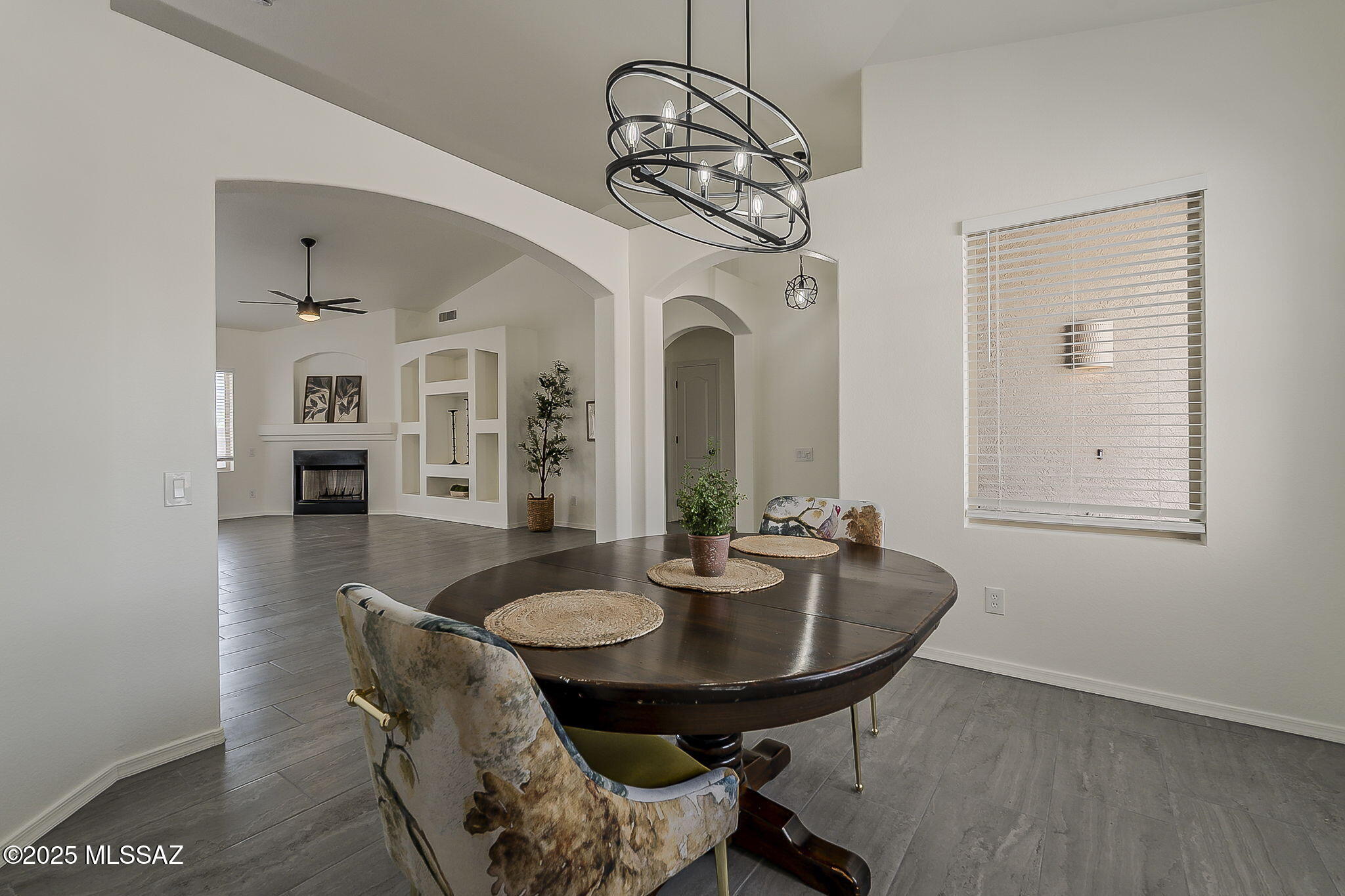 2302 W Mystic Mountain Drive