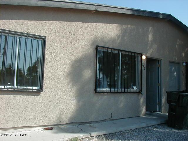 Rodeo Industrial Park - Residential Lease