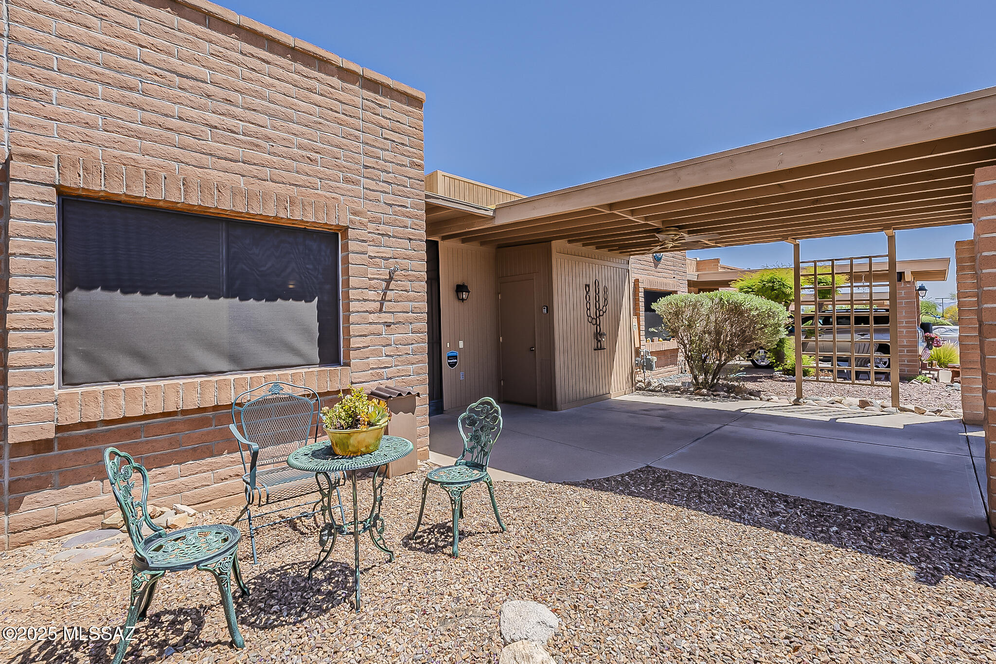 1520 W Via Del Jarrito