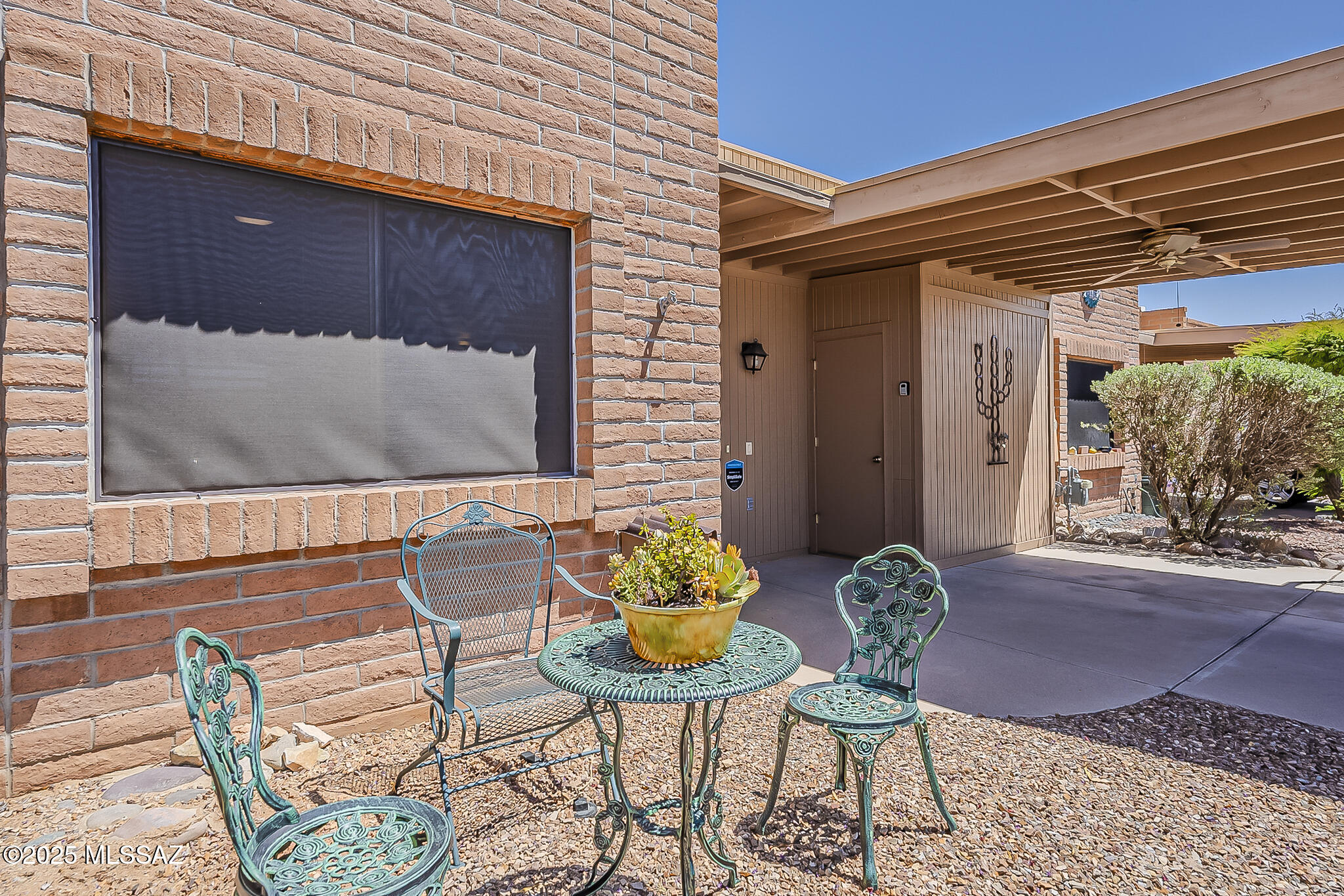 1520 W Via Del Jarrito