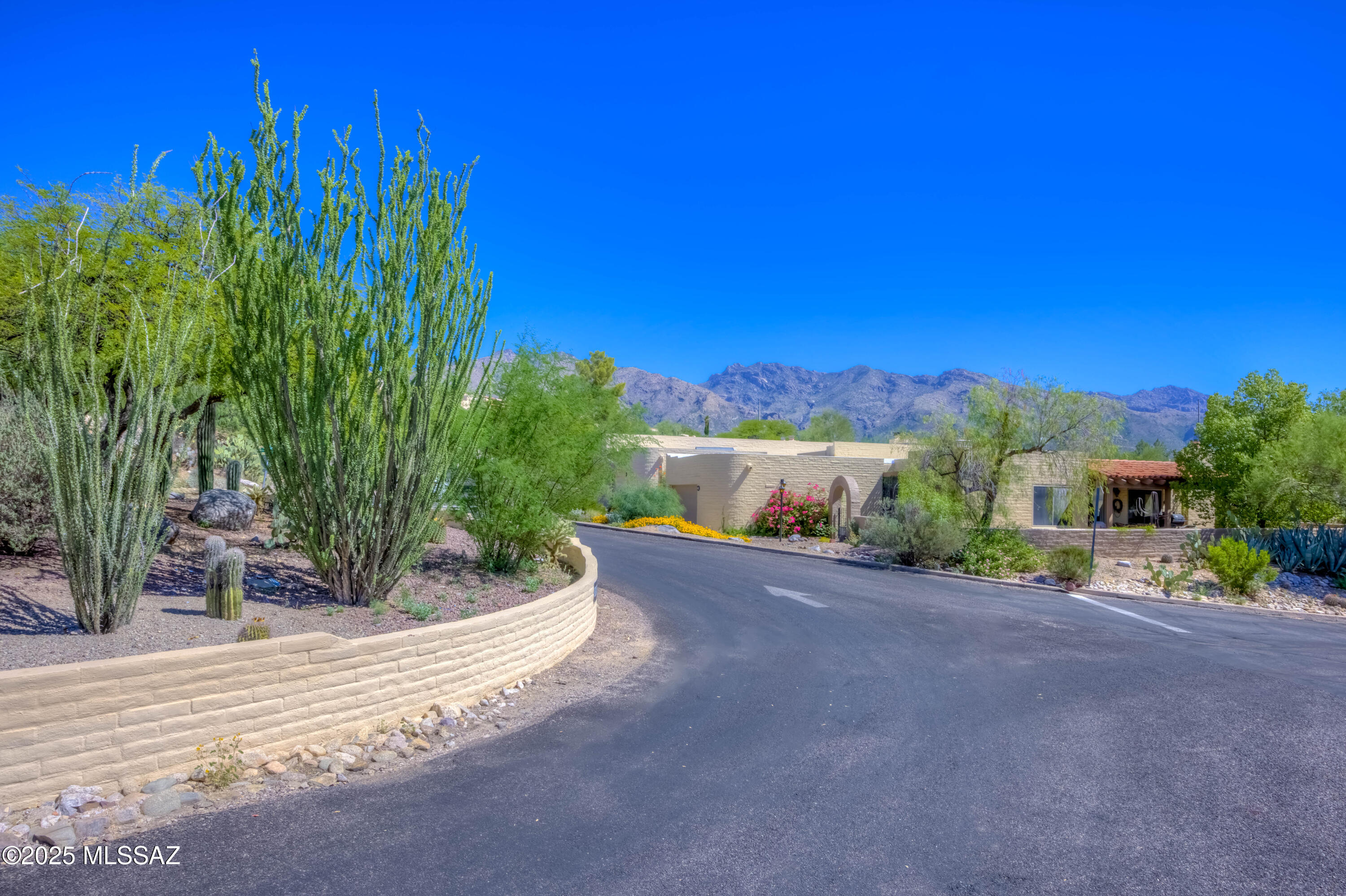 5346 N Paseo Sonoyta