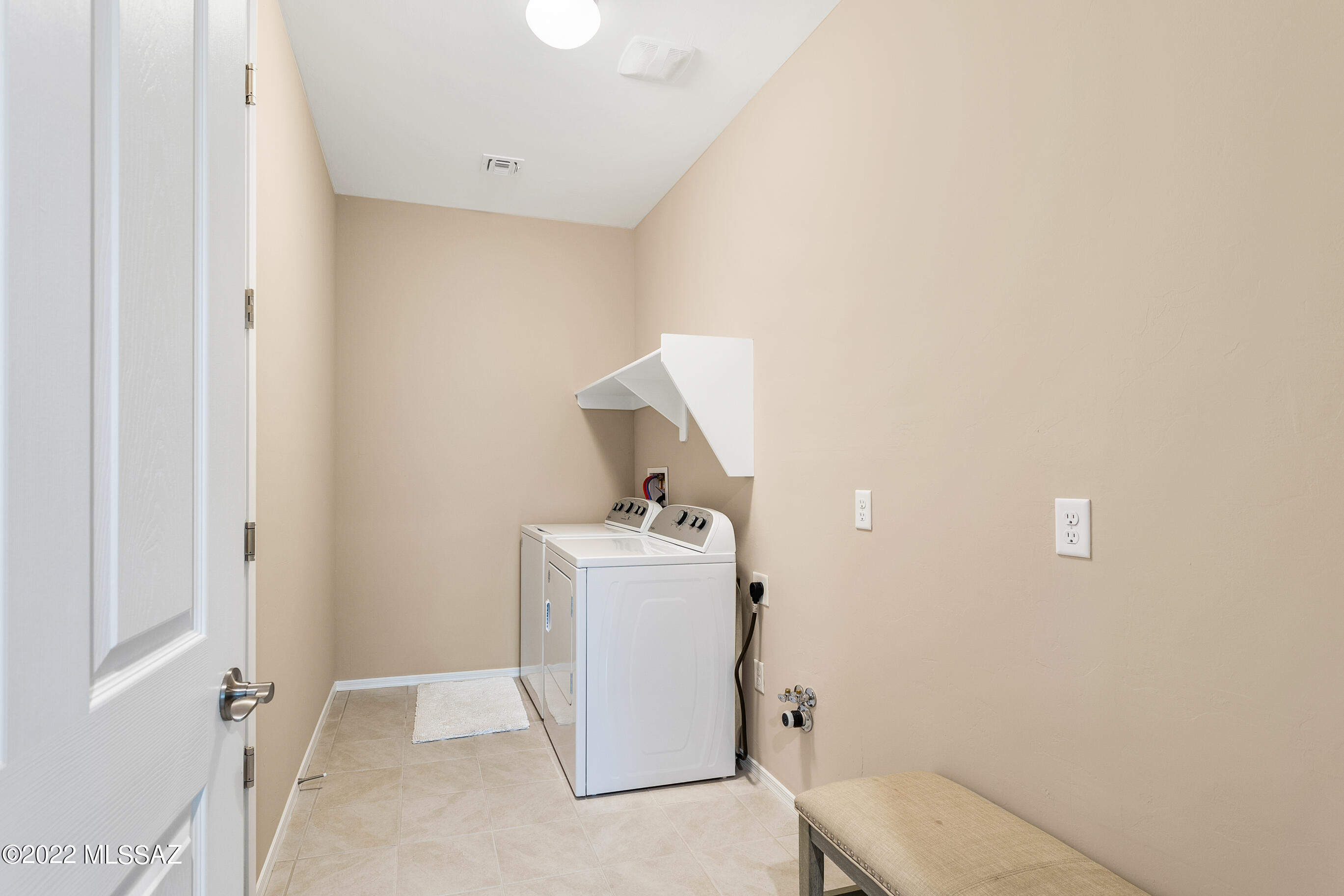 Del Webb At Dove Mountain SQ20131930189 - Residential