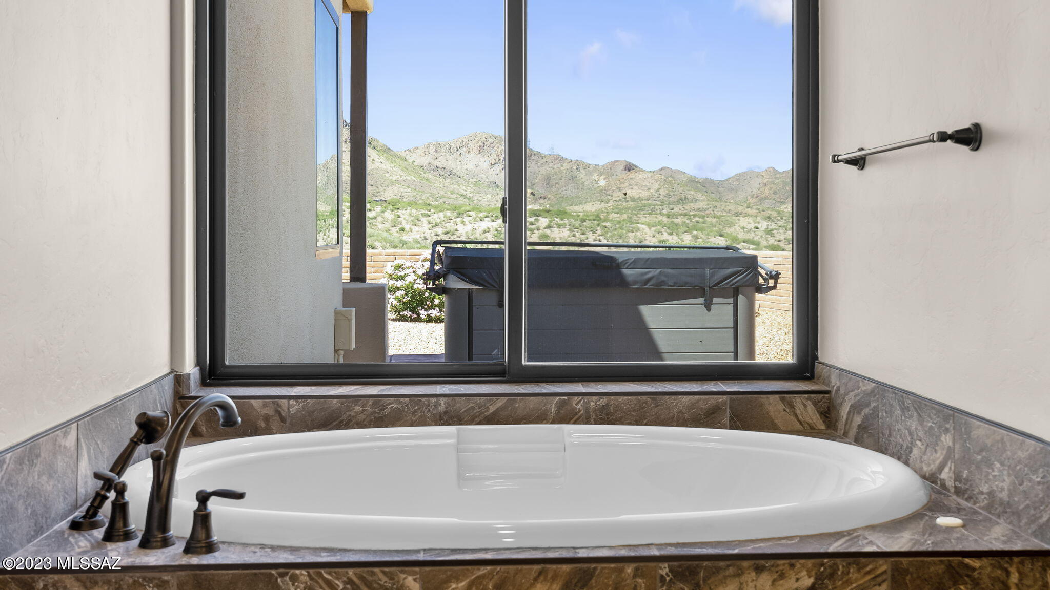 Aliso Springs - Residential