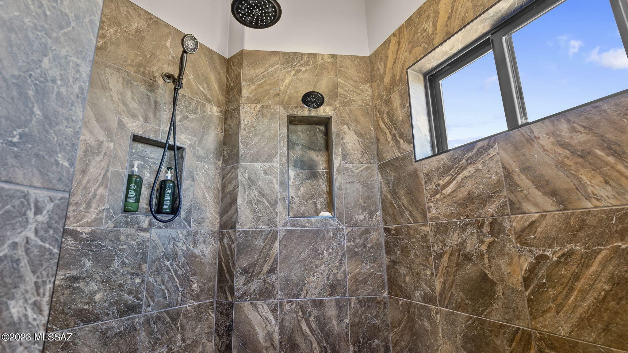 Aliso Springs - Residential