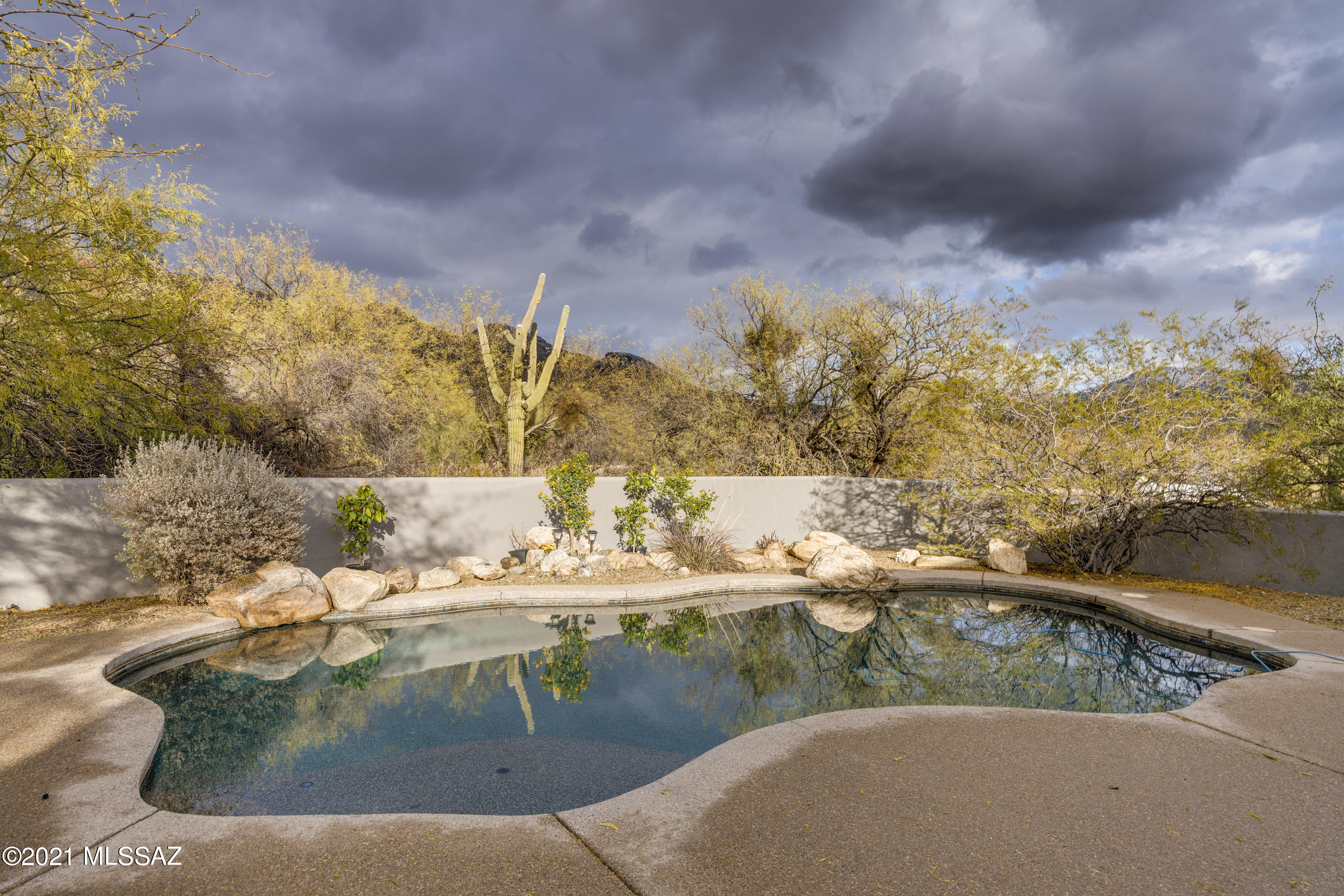 Snyder Creek Canyon (1-29) - Residential