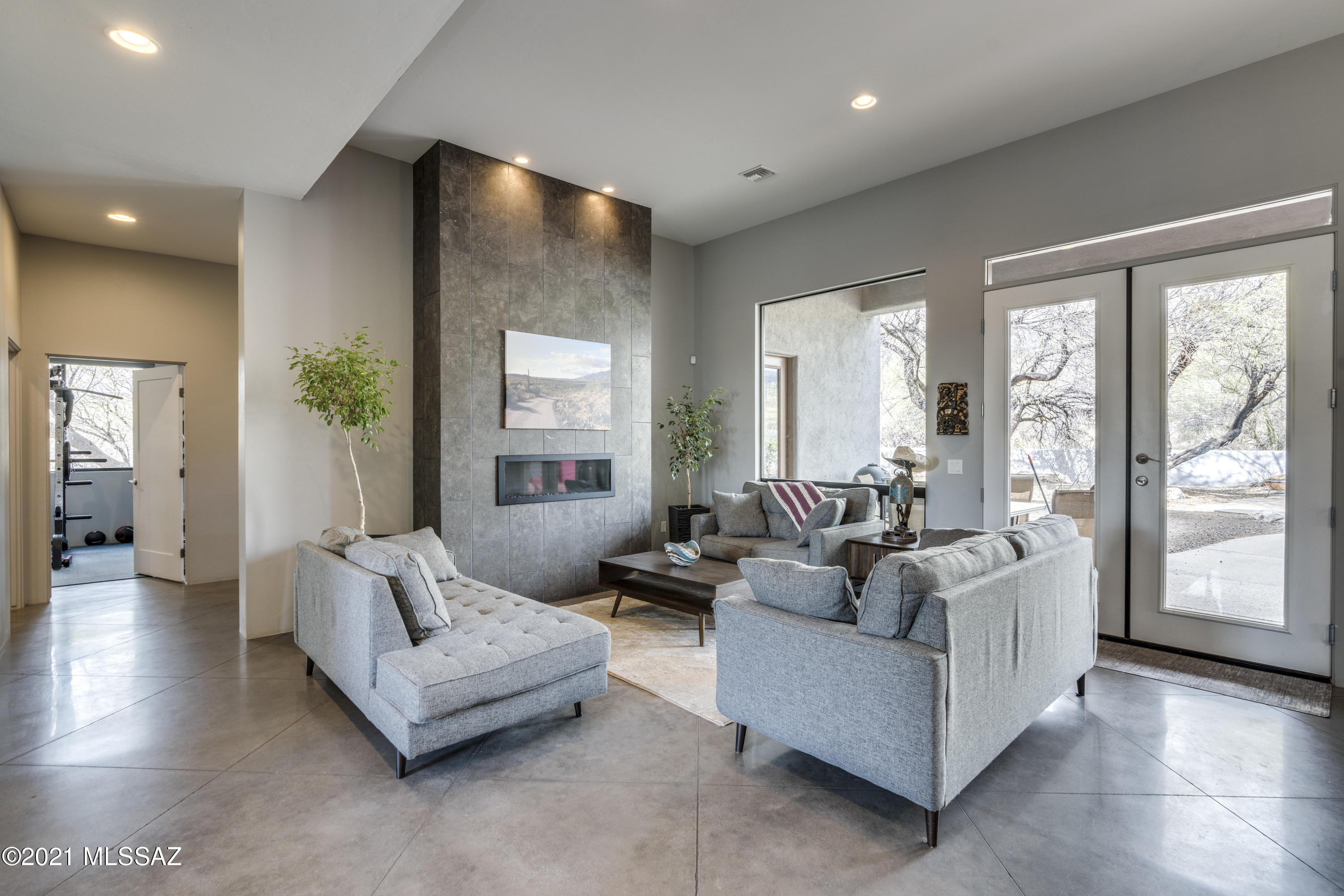 Snyder Creek Canyon (1-29) - Residential