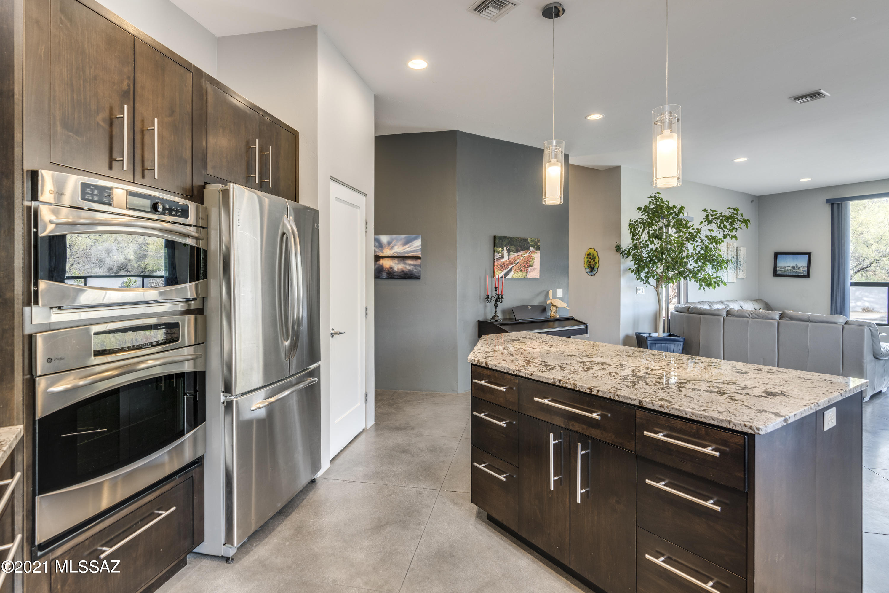 Snyder Creek Canyon (1-29) - Residential