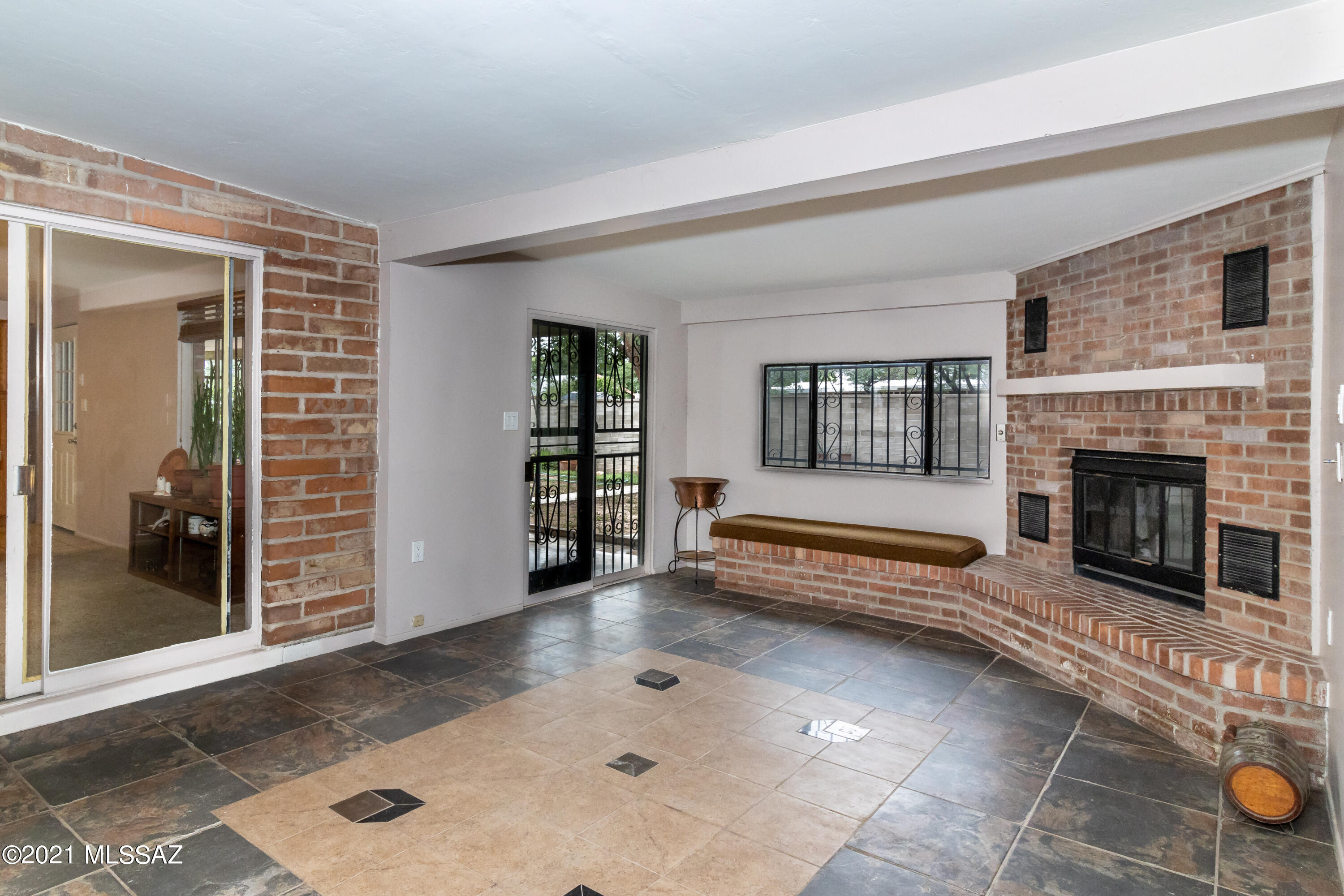 Tierra Del Sol (1-2) - Residential