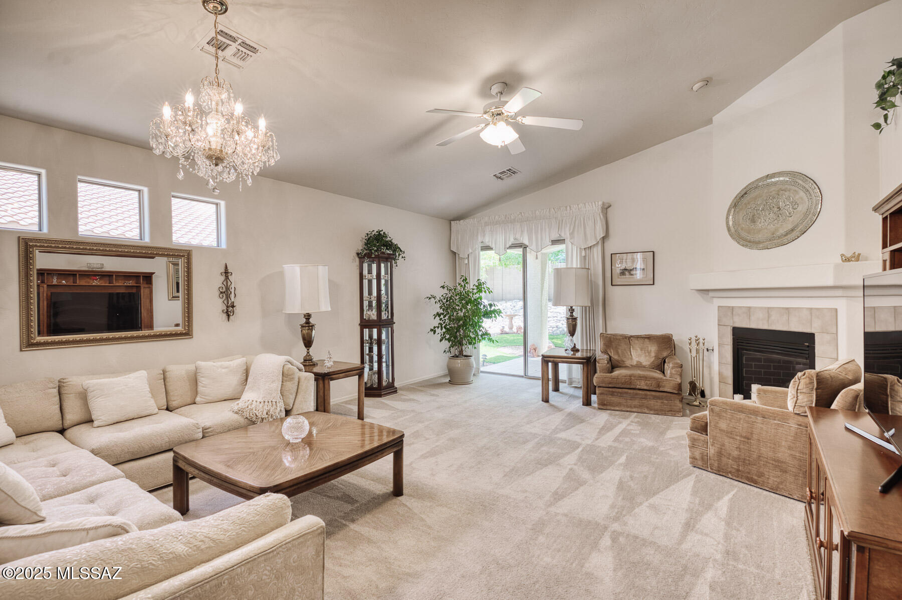 2210 N Deer Creek Place
