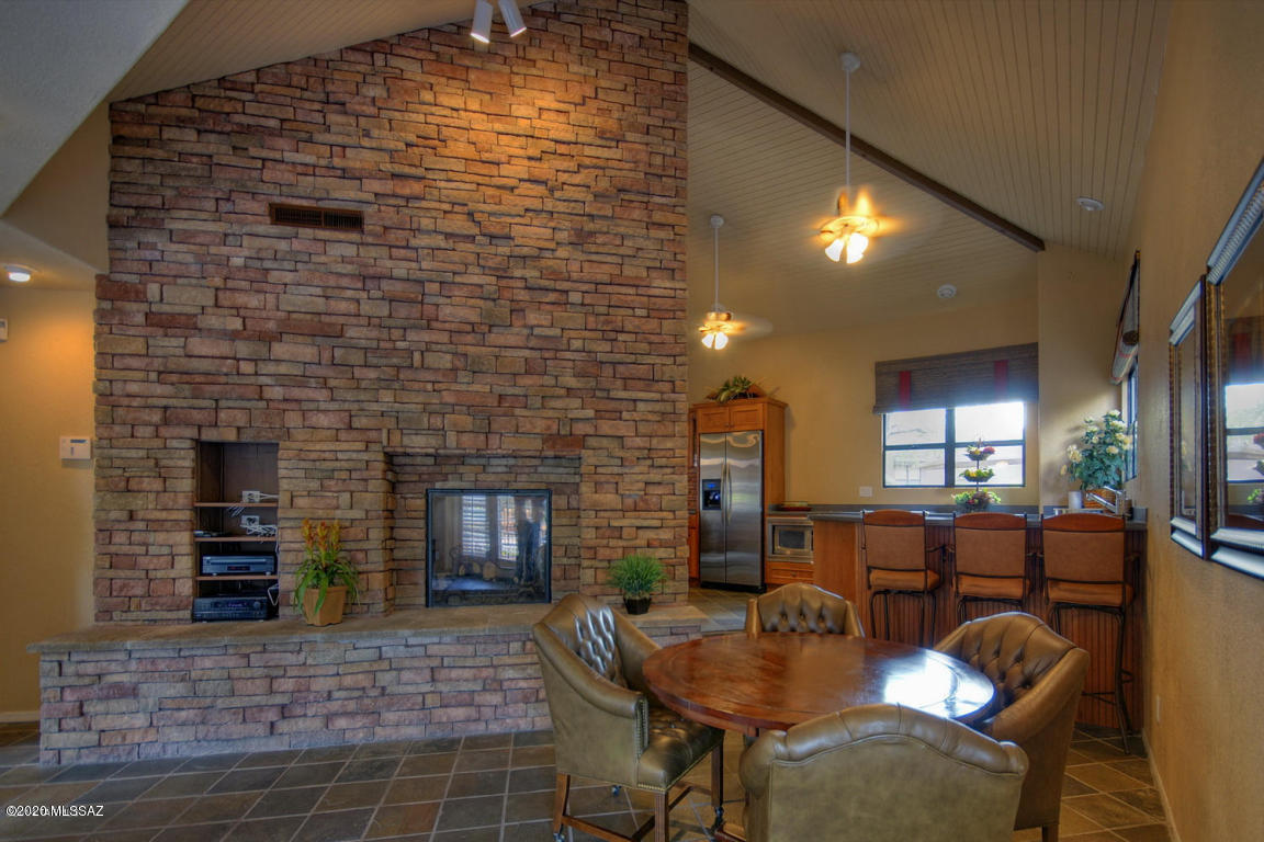 Greens at Ventana Canyon - Residential