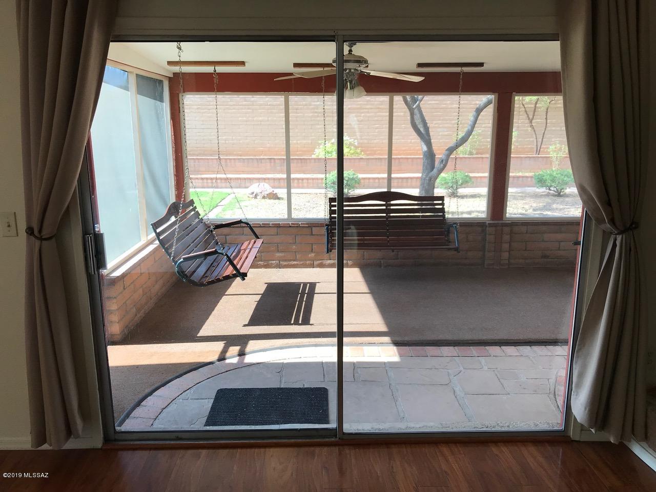 Sutton Place (1-120) - Residential