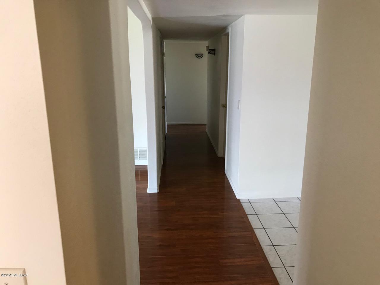 Sutton Place (1-120) - Residential